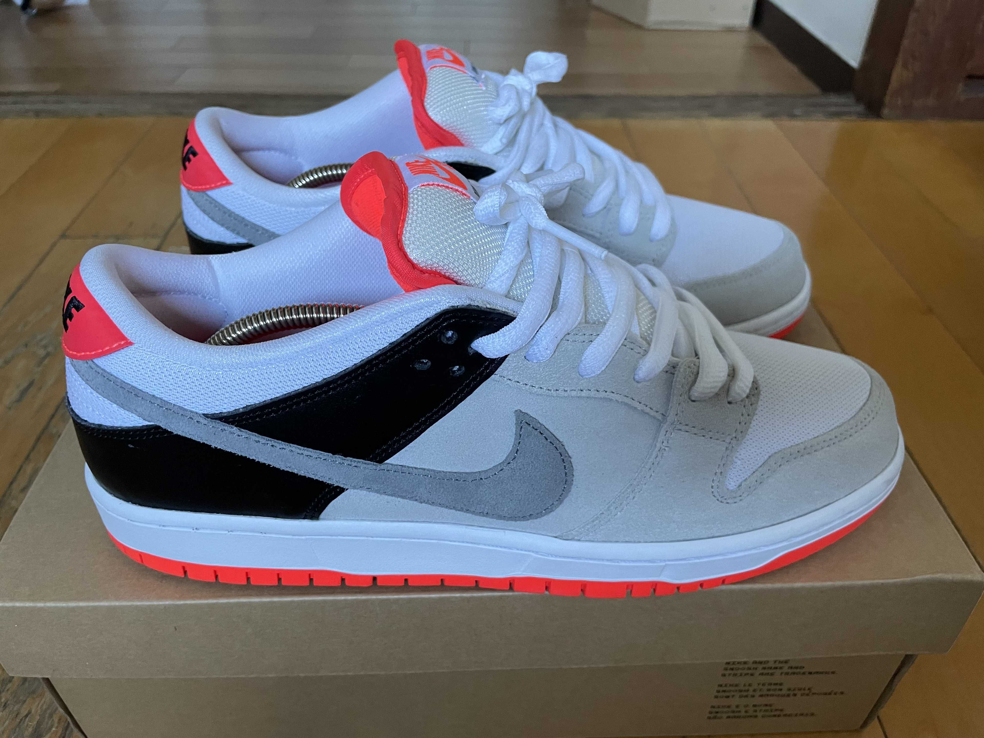 Nike SB Dunk Low "Infrared"