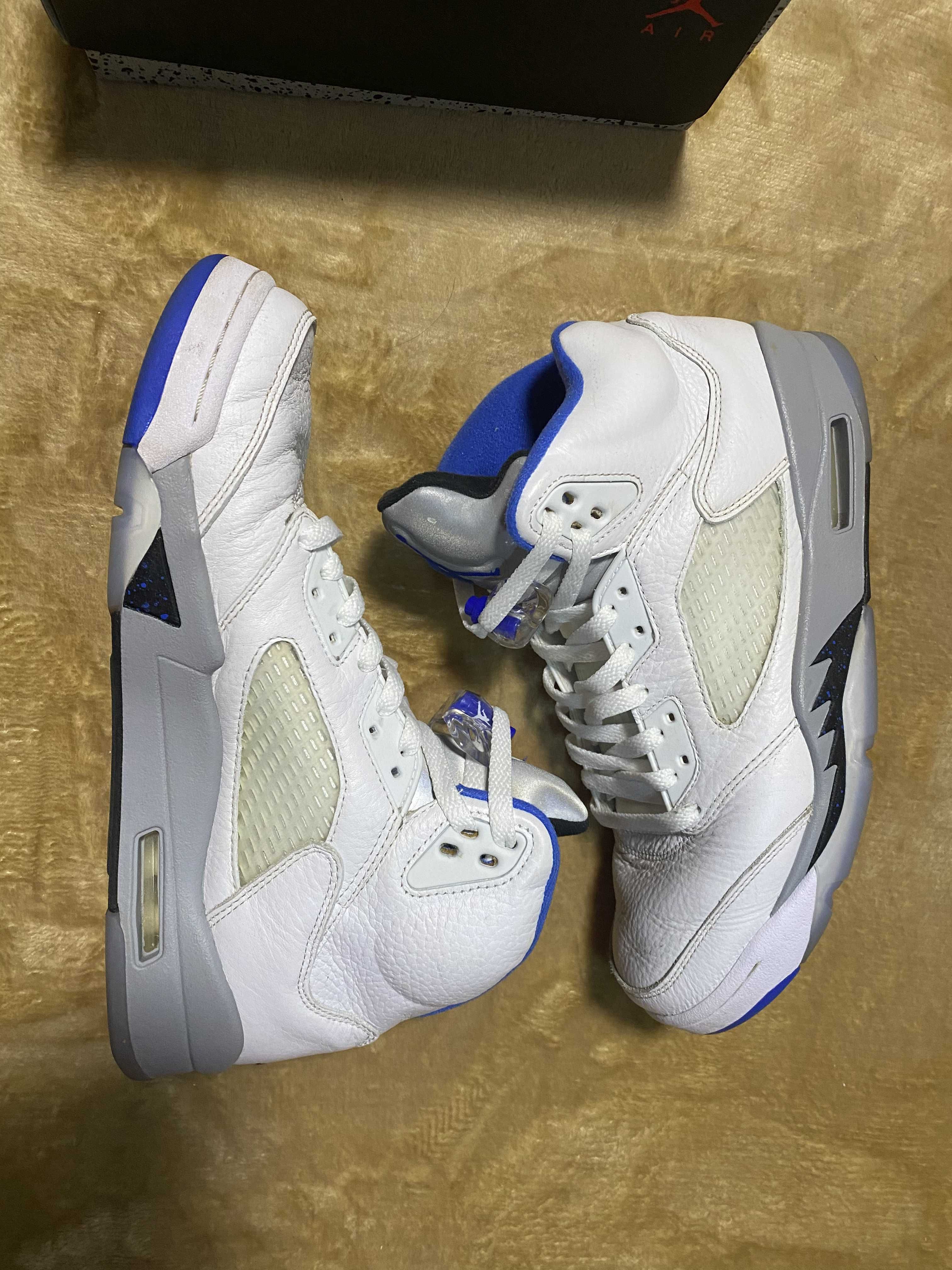 Nike Air Jordan 5 "Stealth 2.0"