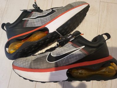 Nike Air Max 2021 "Black/Mystic Red"