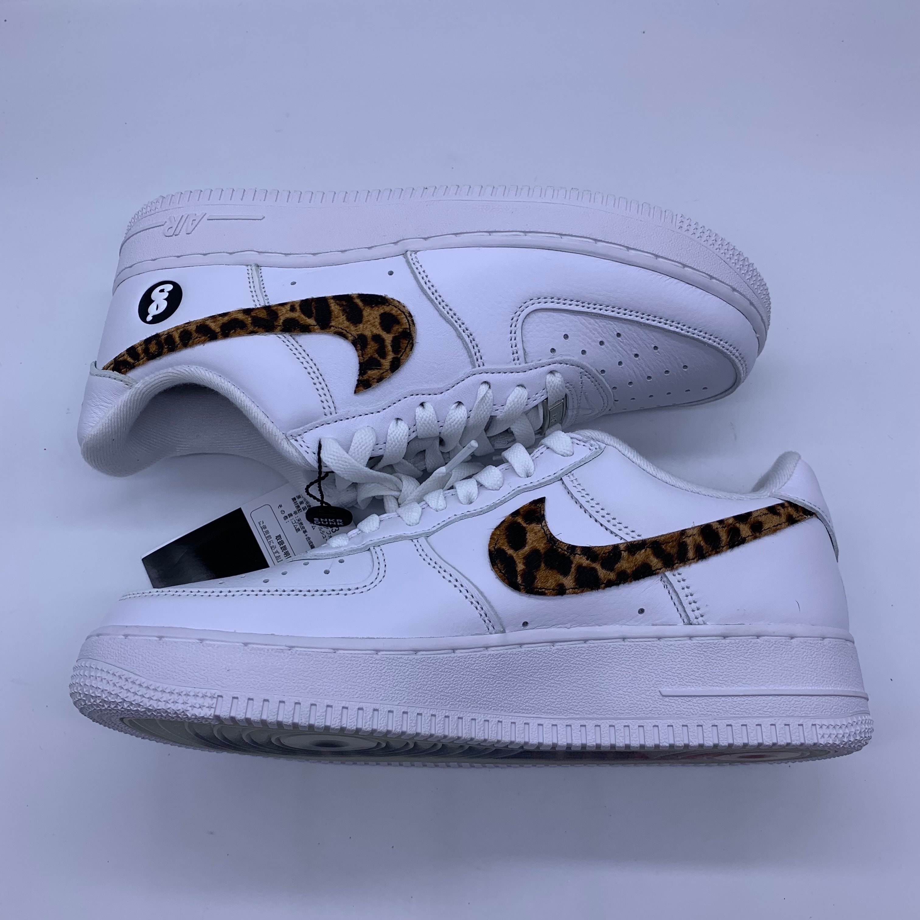 GOODENOUGH × Supreme × Nike Air Force 1 Low "White/Leopard" (25SS Week15)