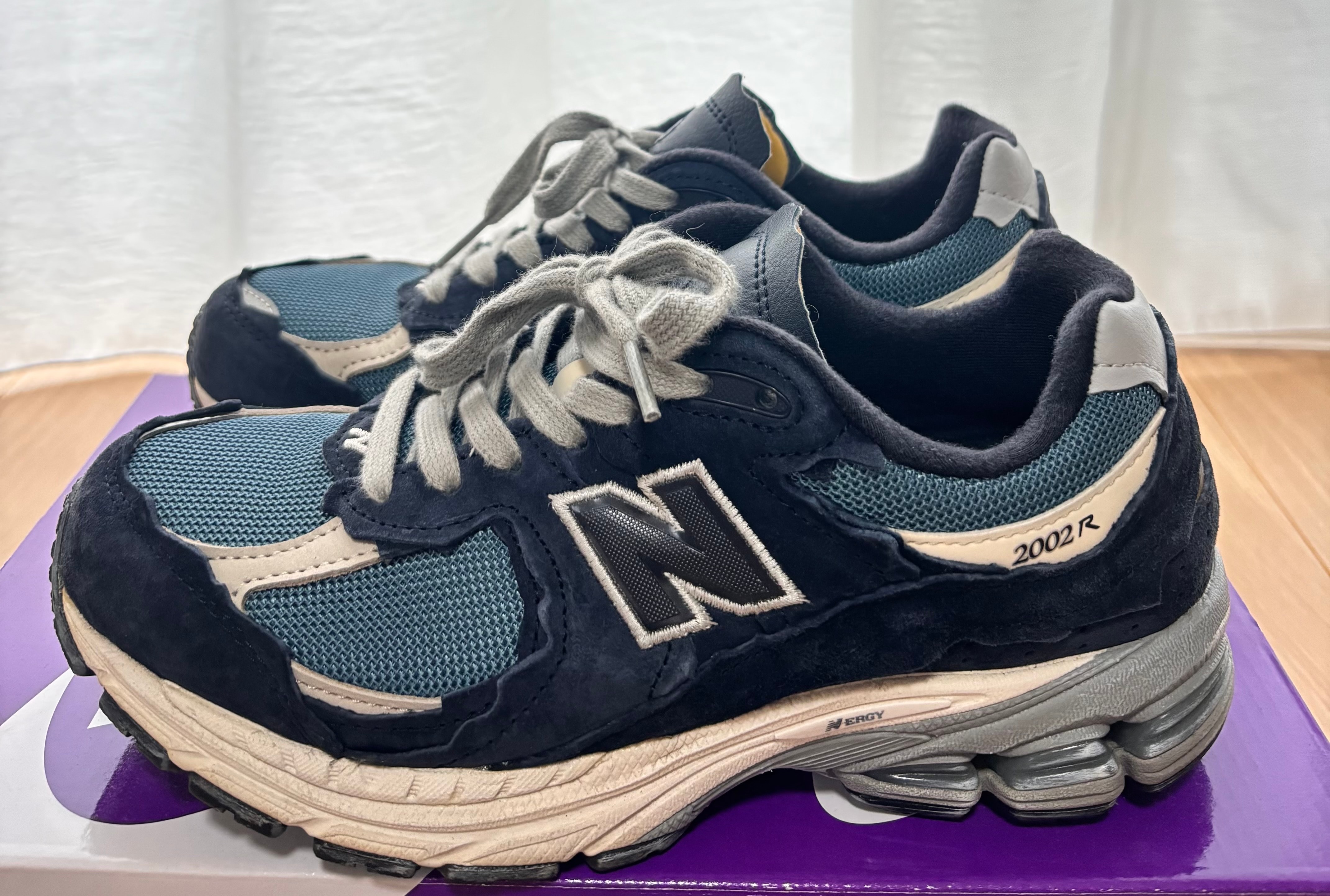 ニューバランス 2002R プロテクションパック "ダークネイビー"