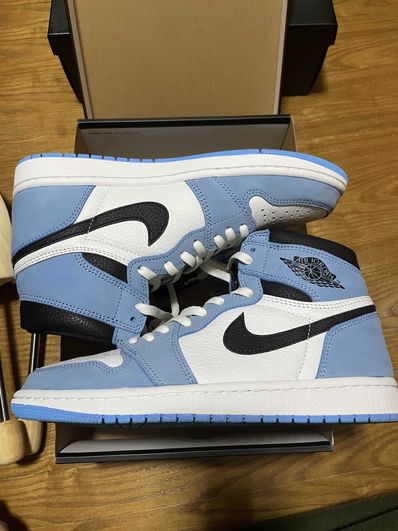 Nike Air Jordan 1 High OG "University Blue"