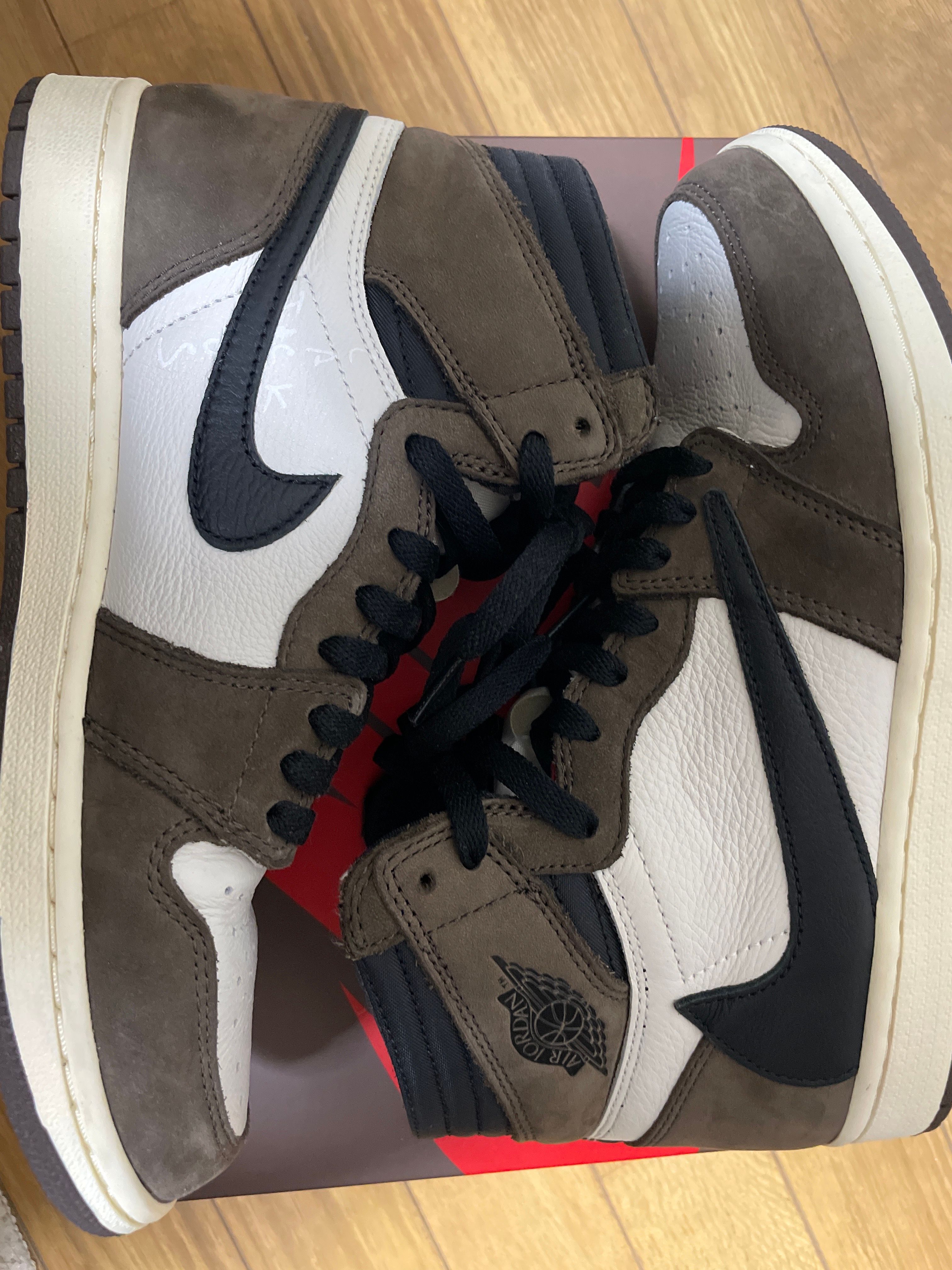 Travis Scott × Nike Air Jordan 1 Retro High OG TS SP "Sail/Dark Mocha"