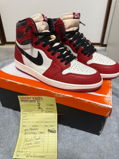 Nike Air Jordan 1 High OG "Lost & Found/Chicago"