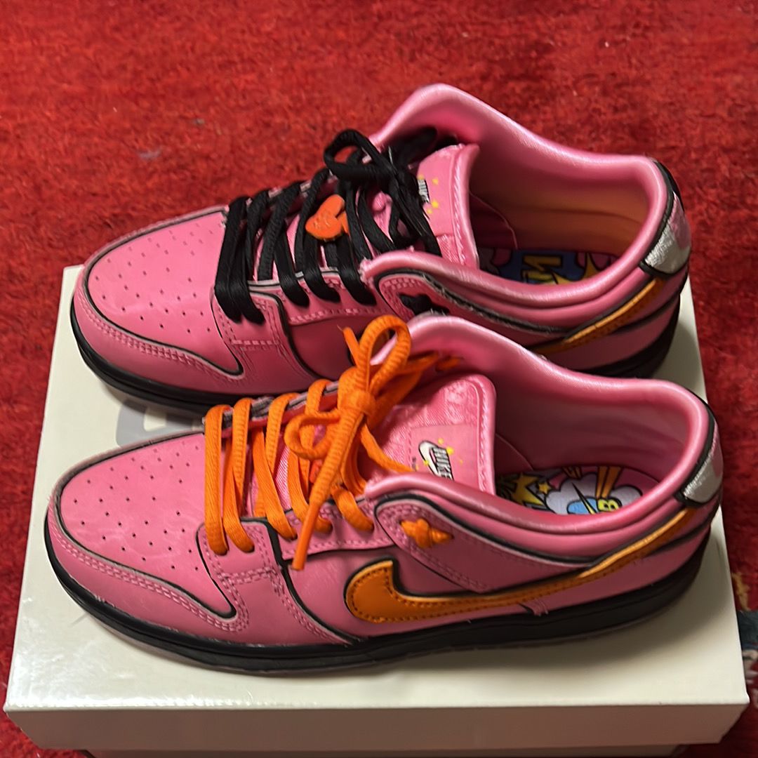 The Powerpuff Girls × Nike SB PS Dunk Low Pro QS "Blossom"
