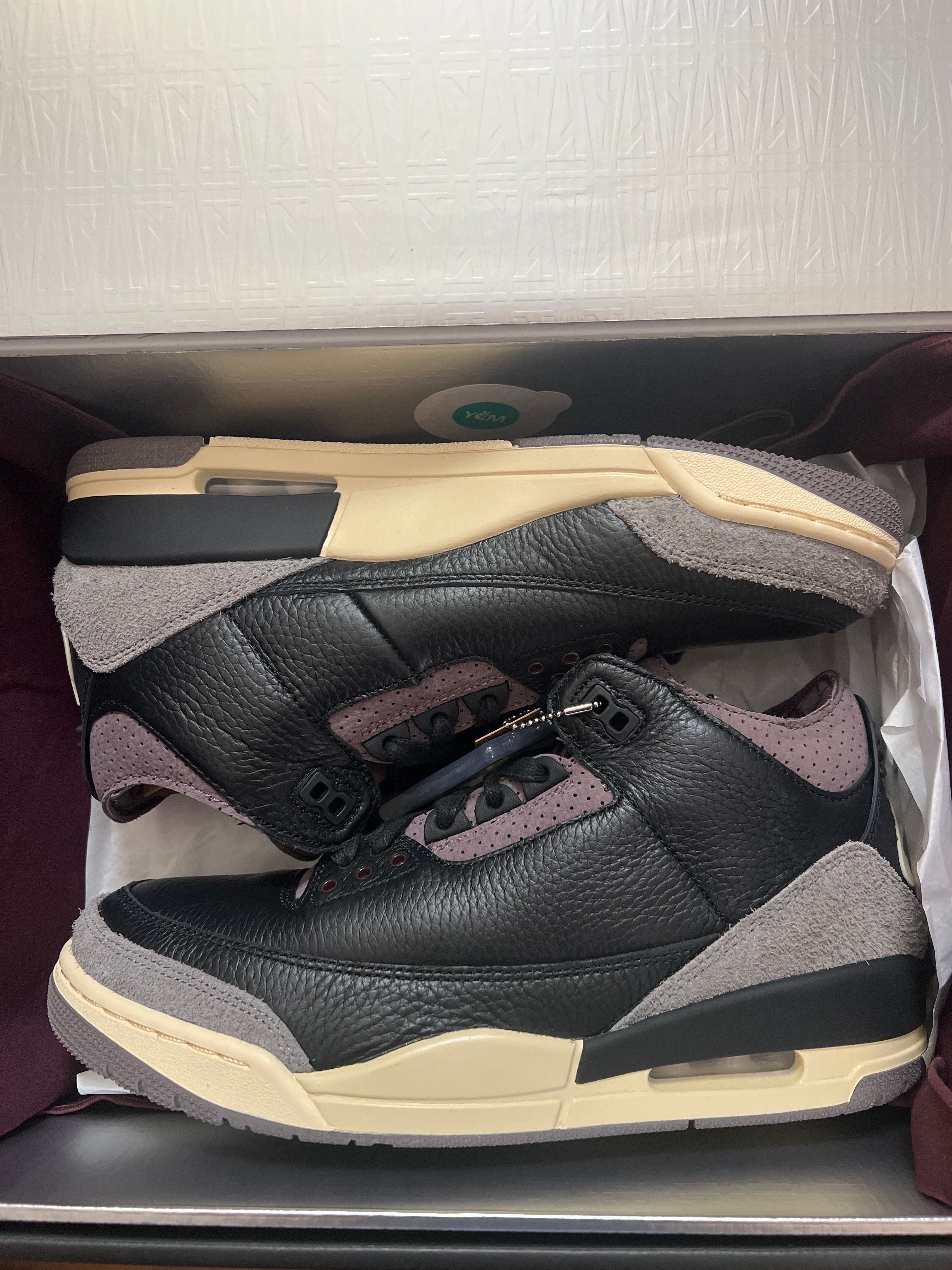 A Ma Maniere × Nike Women's Air Jordan 3 Retro OG SP "Black and Flat Pewter/WYWS"