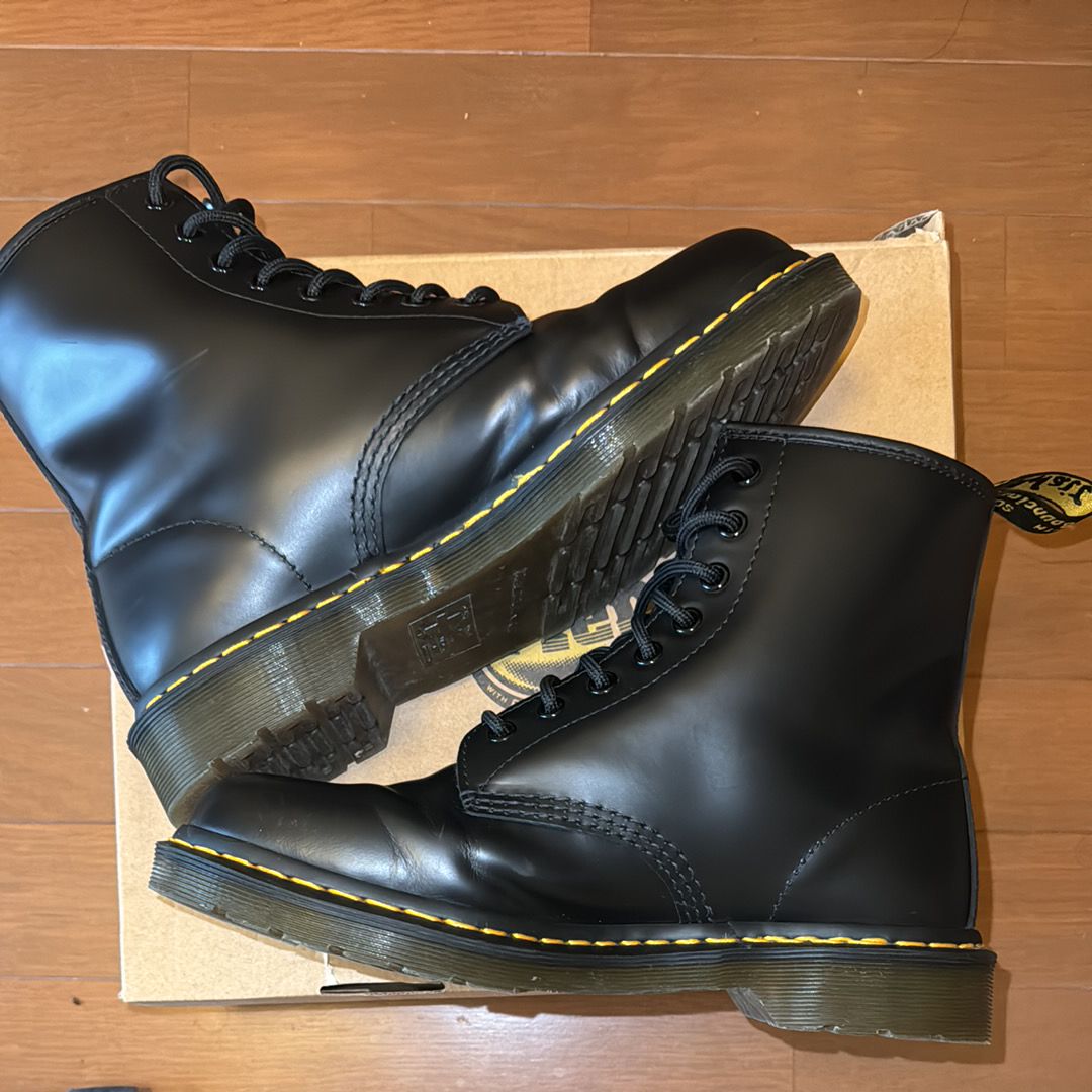 Dr.Martens 1460 8 Holes Boots "Black"