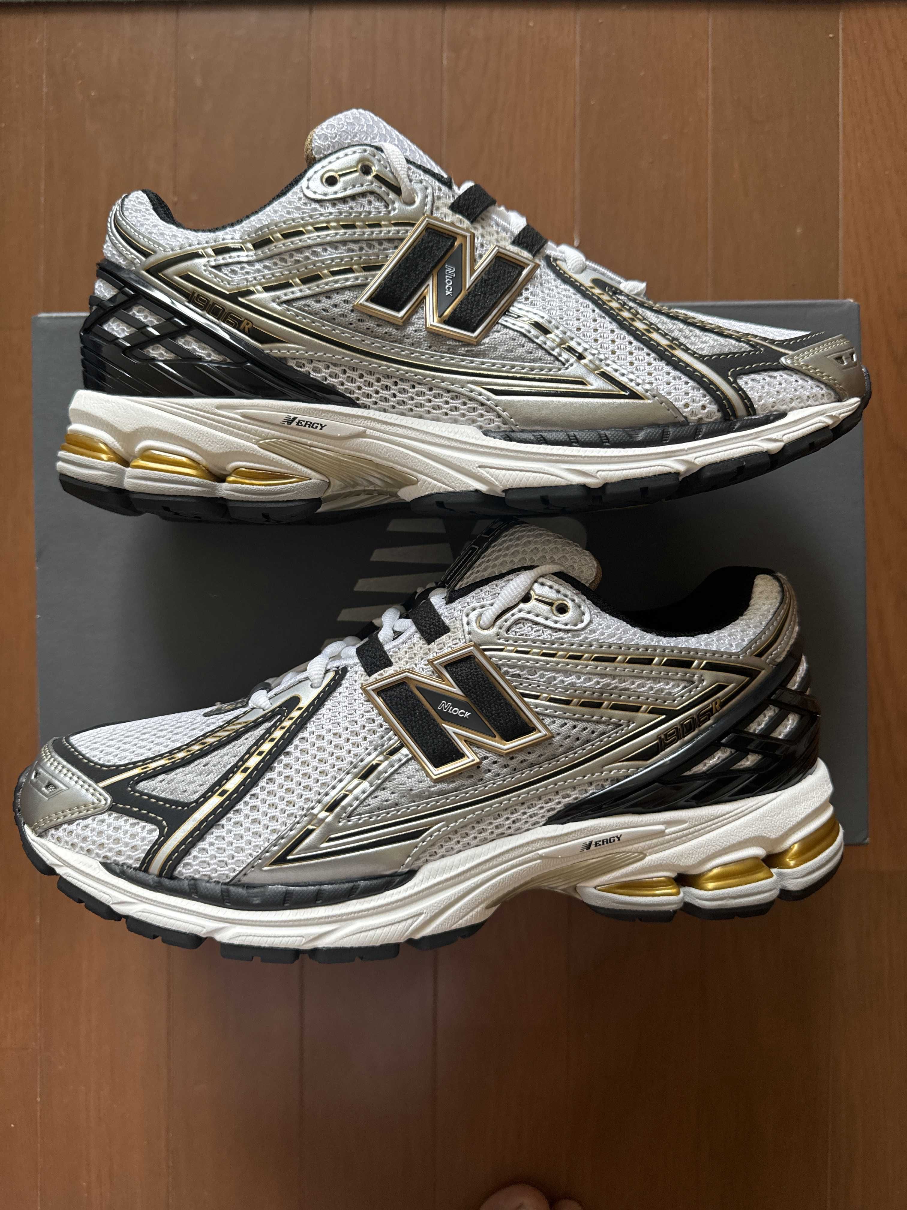 New Balance 1906R "Silver"