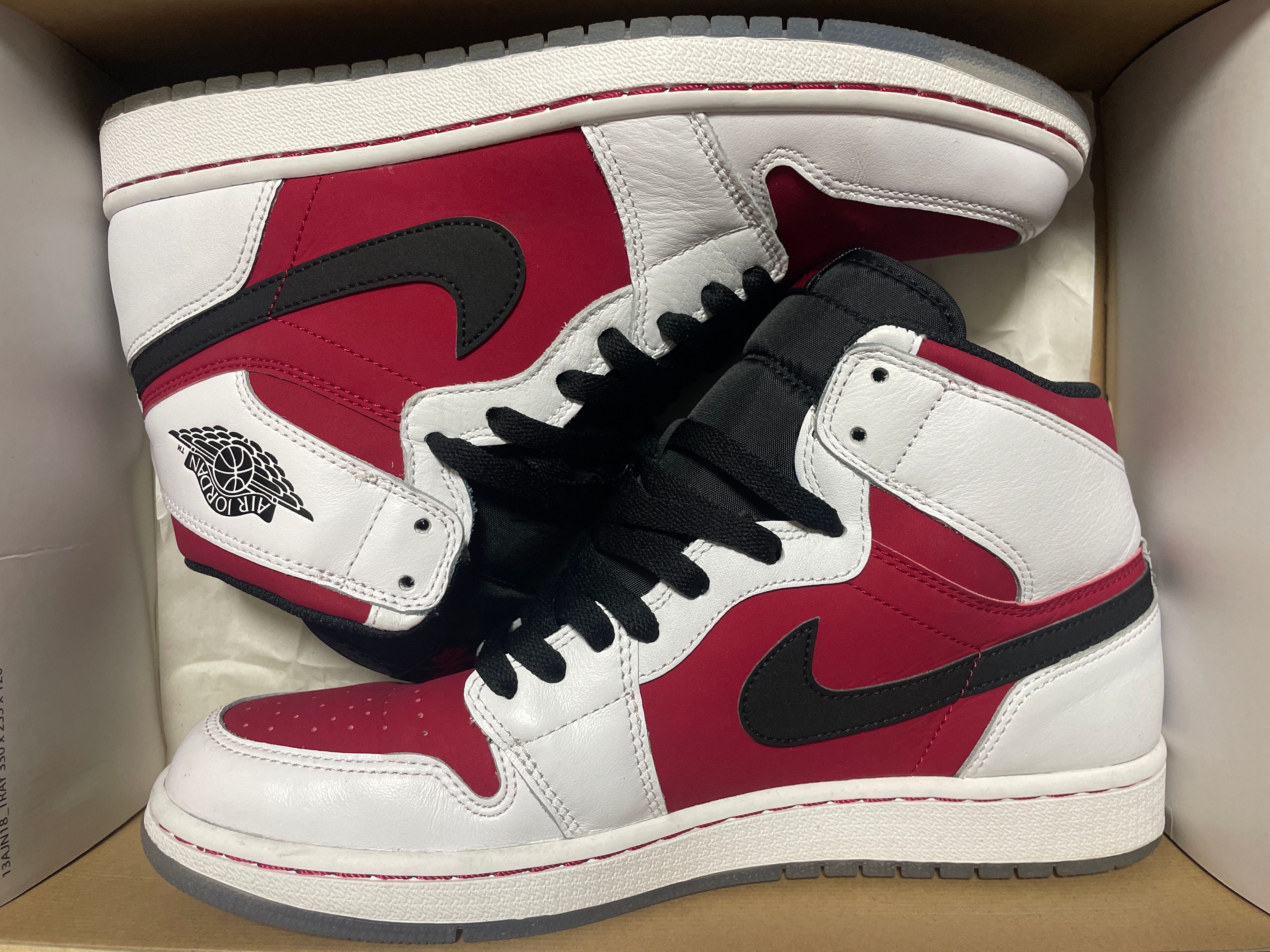 Nike Air Jordan 1 Retro High "Carmine" (2014)