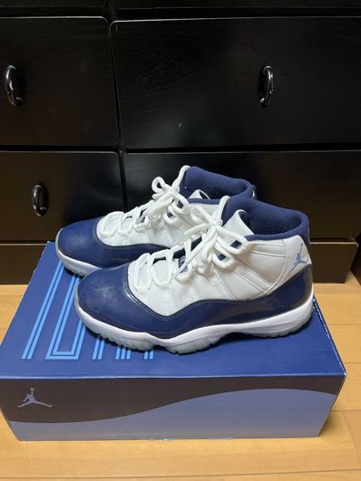 Nike Air Jordan 11 Retro "UNC Win Like 82"