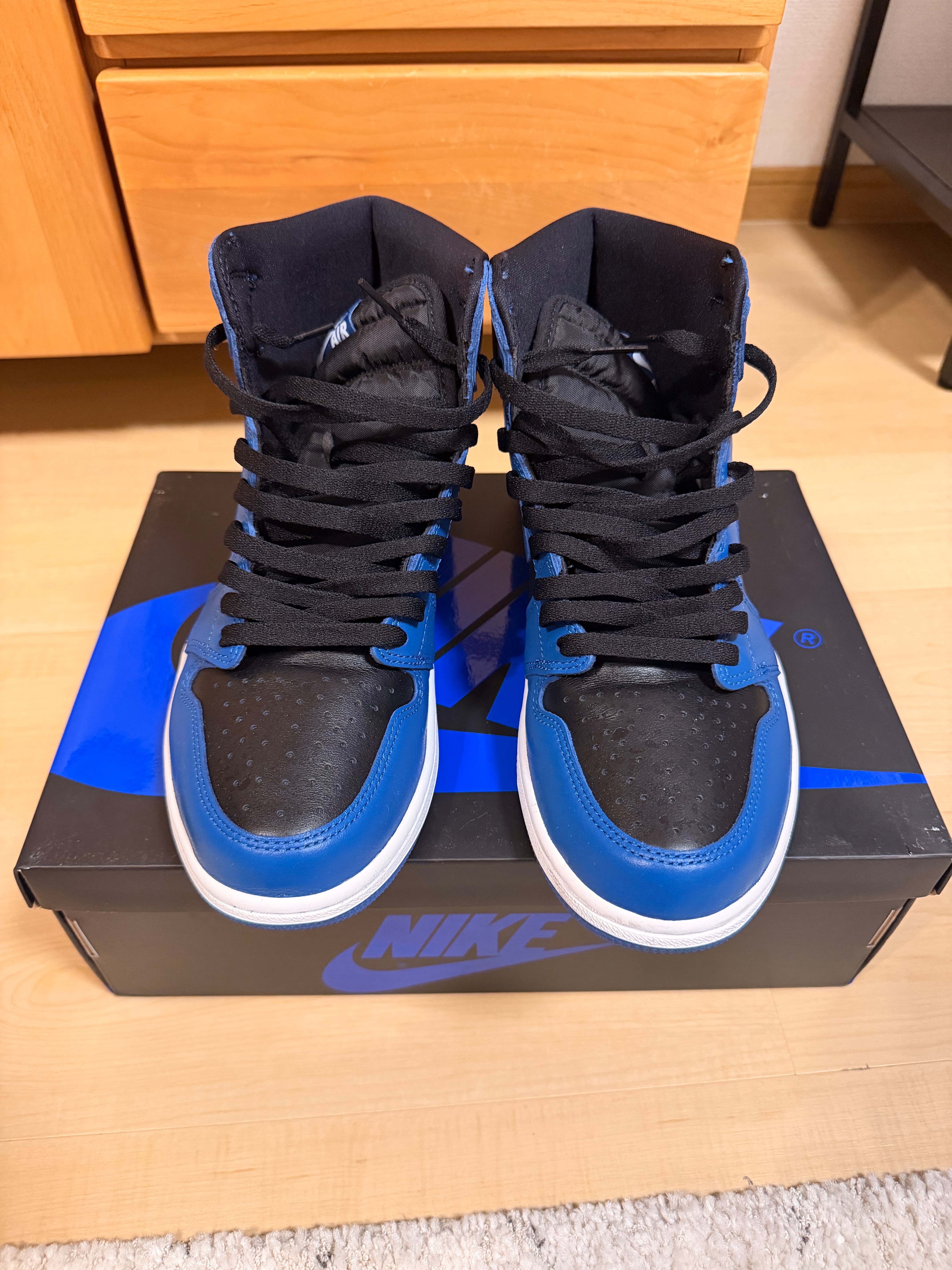 Nike Air Jordan 1 Retro High OG "Dark Marina Blue"