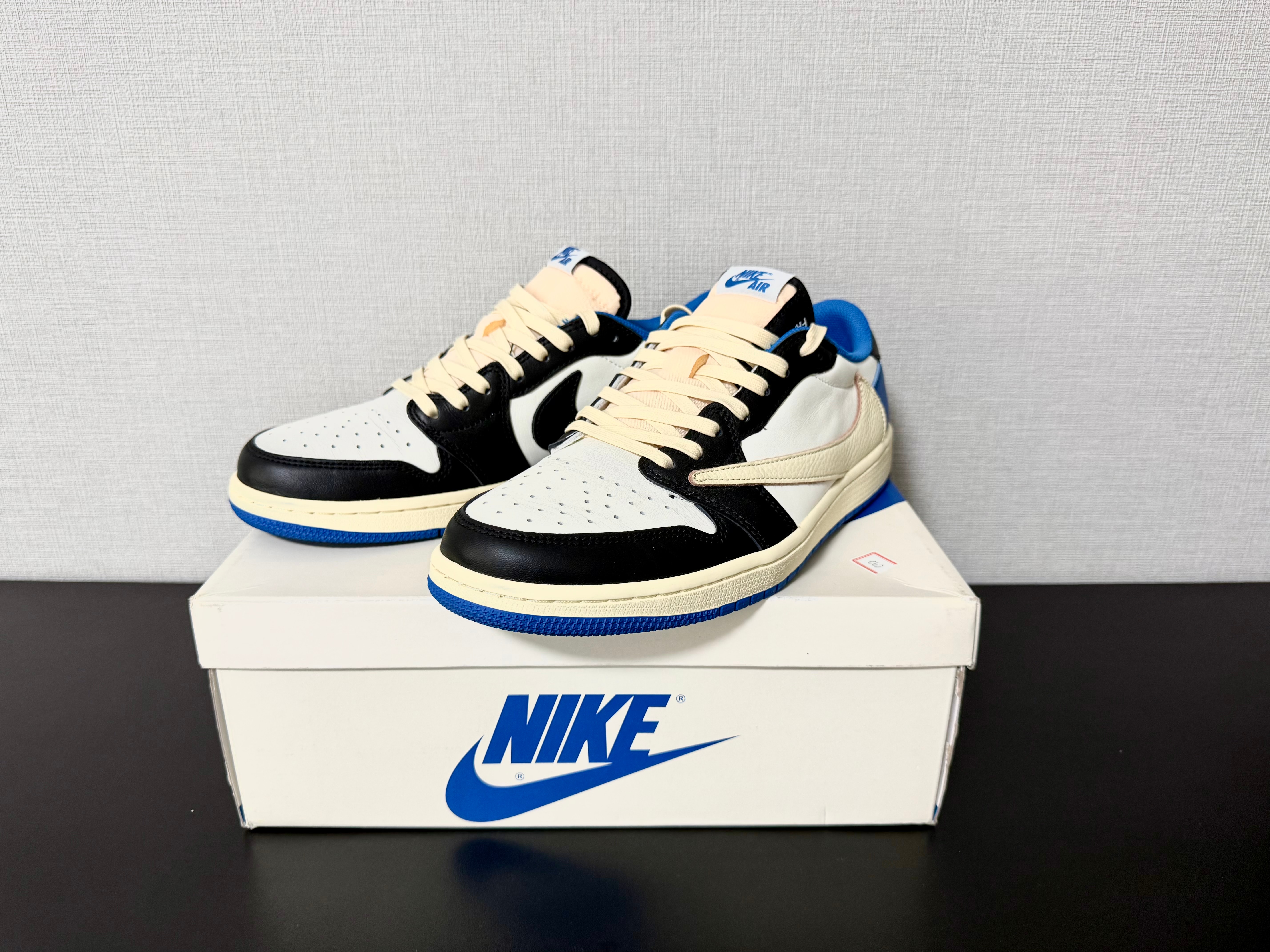 Travis Scott × fragment design × Nike Air Jordan 1 Low OG SP "Military Blue"