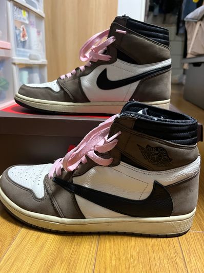 Travis Scott × Nike Air Jordan 1 Retro High OG TS SP "Sail/Dark Mocha"
