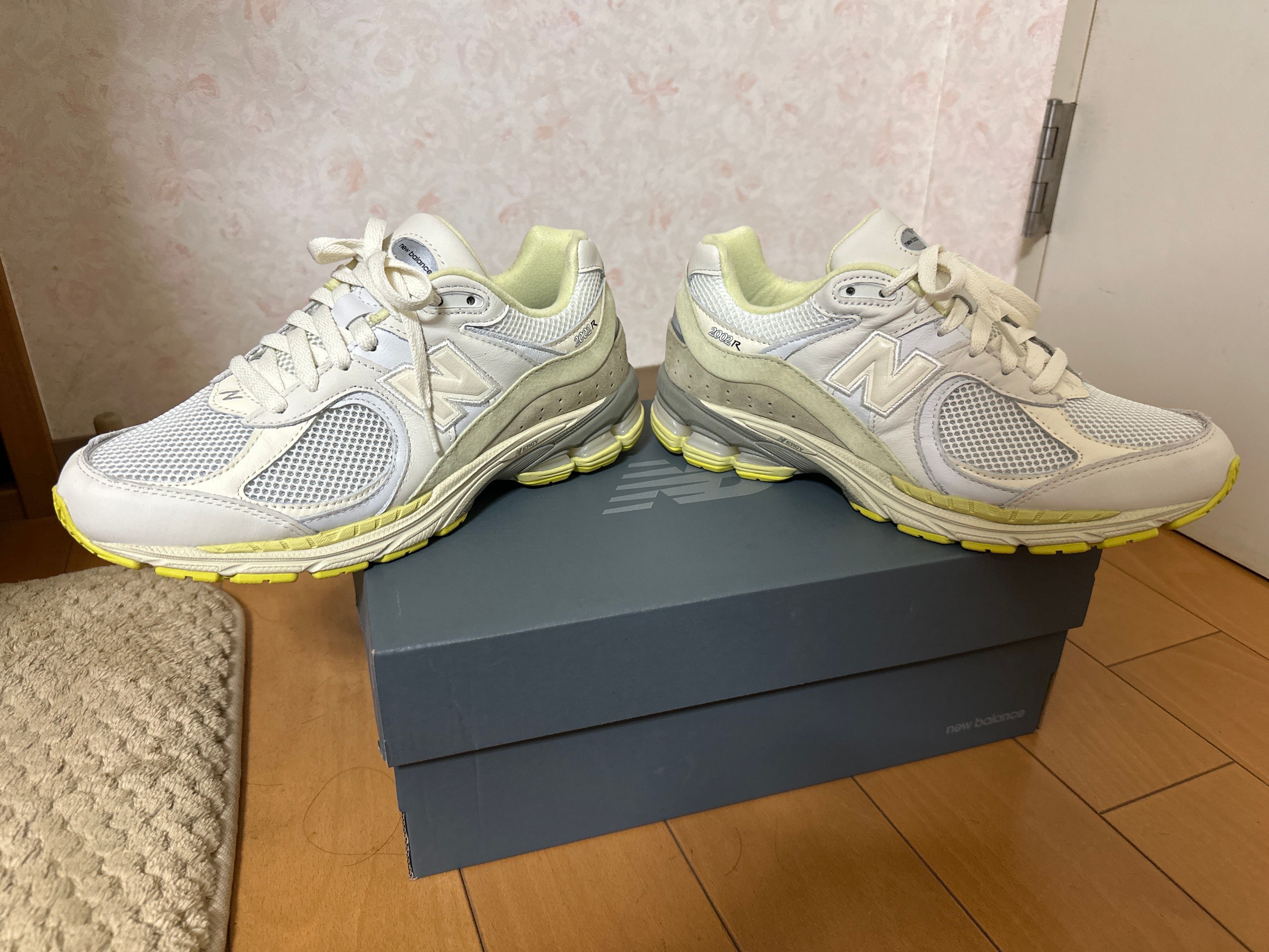 AURALEE × New Balance 2002R "White"