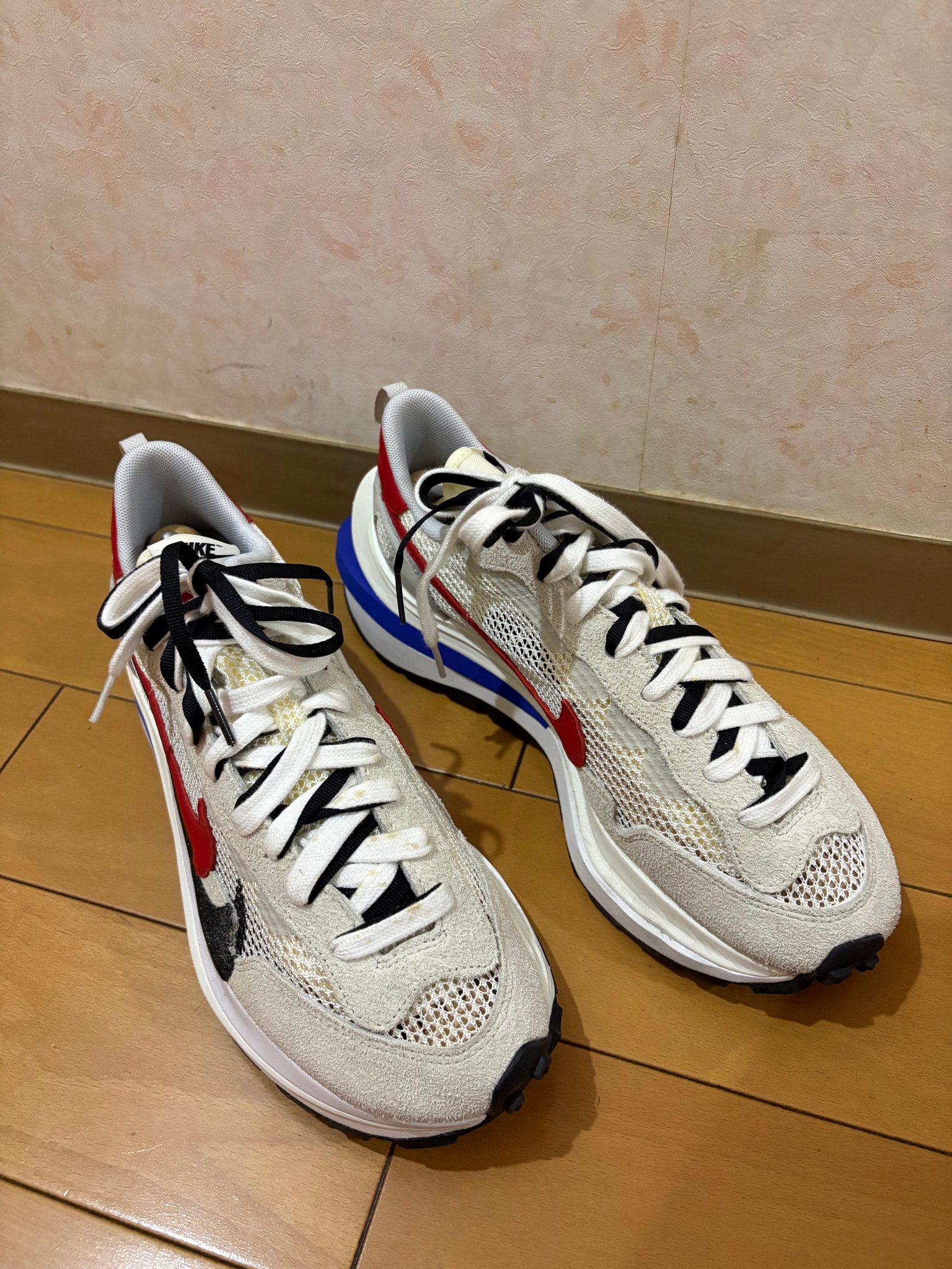 sacai × Nike Vapor Waffle "Royal Fuchsia"