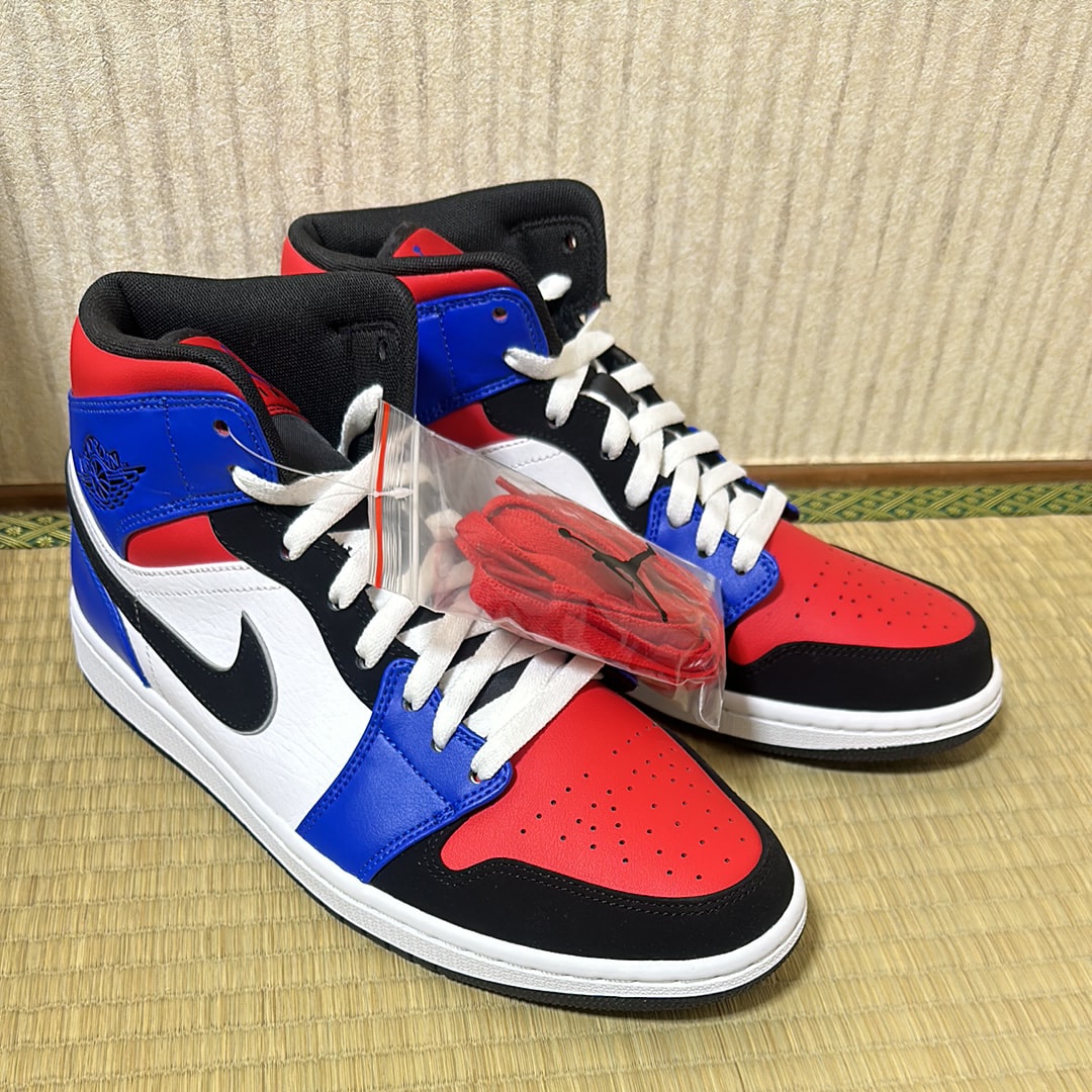 Nike Air Jordan 1 Mid "Top 3"