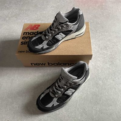 SLAM JAM × NEW BALANCE M991 "BLACK/RED"