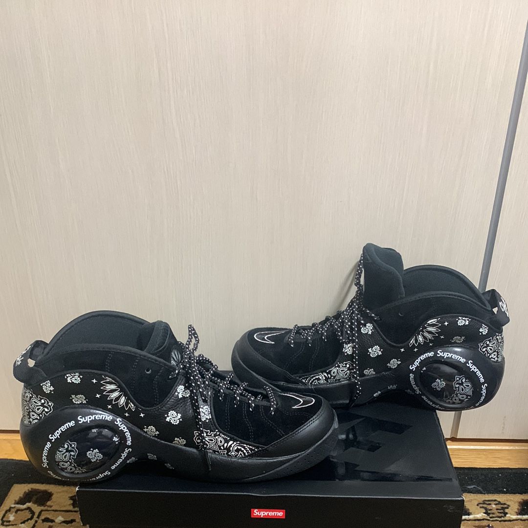 Supreme × Nike Air Zoom Flight 95 SP "Black/White"