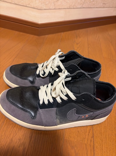 Nike Air Jordan 1 Low "Inside Out/Black/Grey"