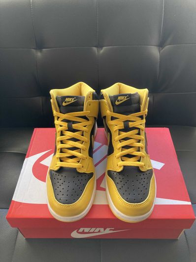 Nike Dunk High "Black/Varsity Maize"