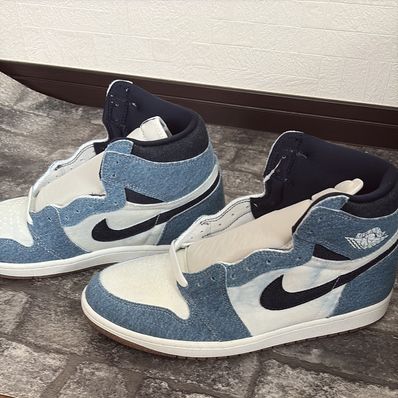 Nike Air Jordan 1 Retro High OG "Denim"