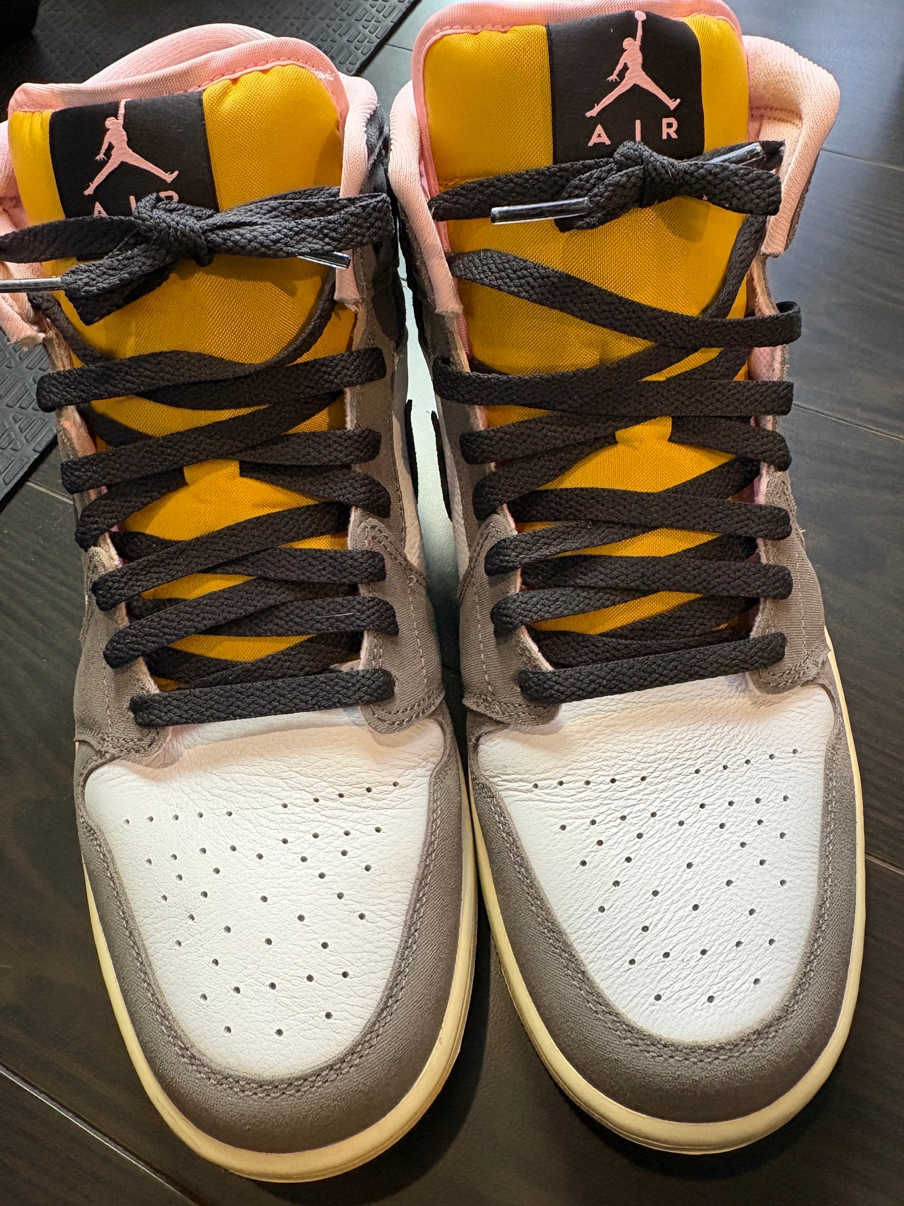 Nike Air Jordan 1 Mid "Cave Stone"