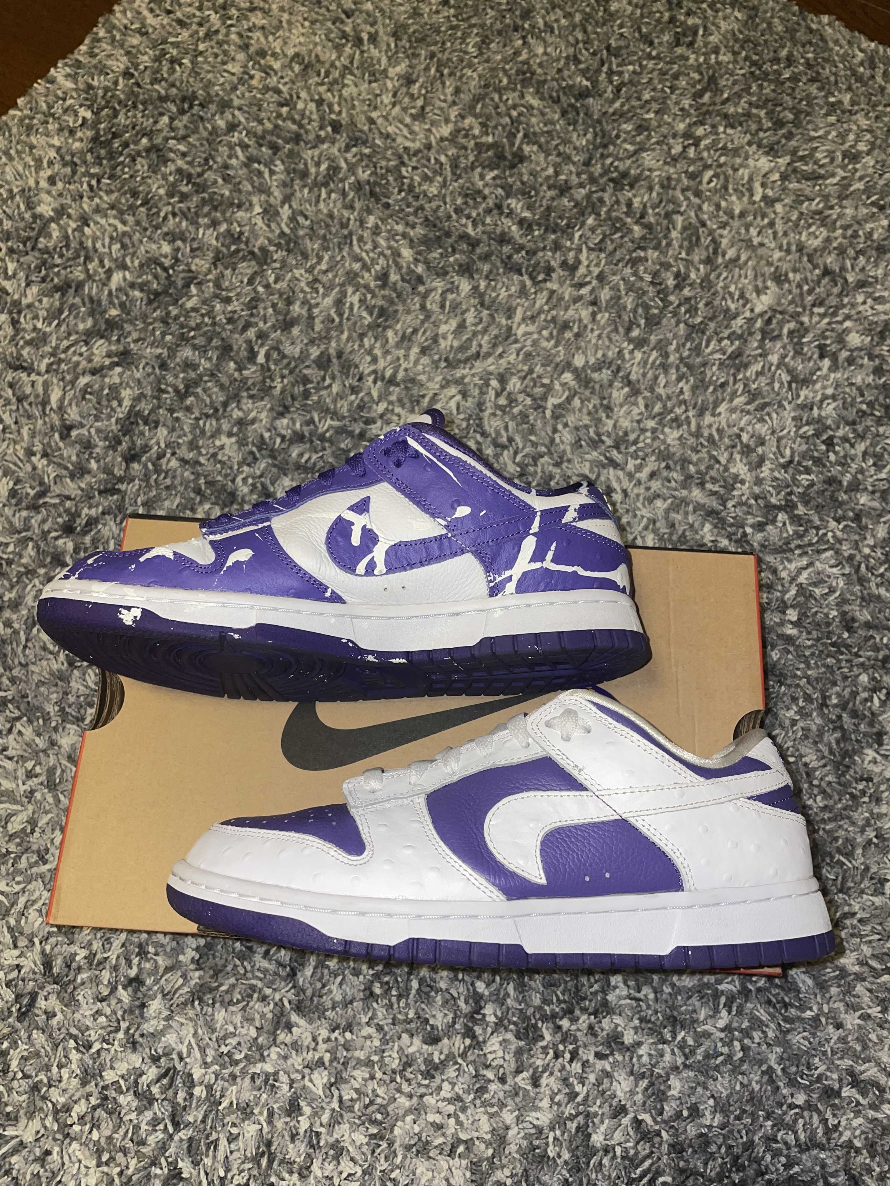 Nike Women's Dunk Low "Made You Look"