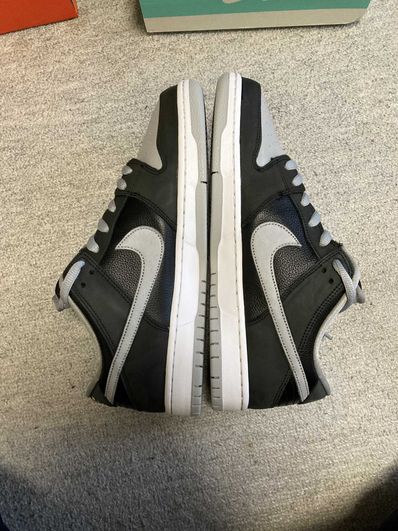 Nike SB Dunk Low "Shadow"