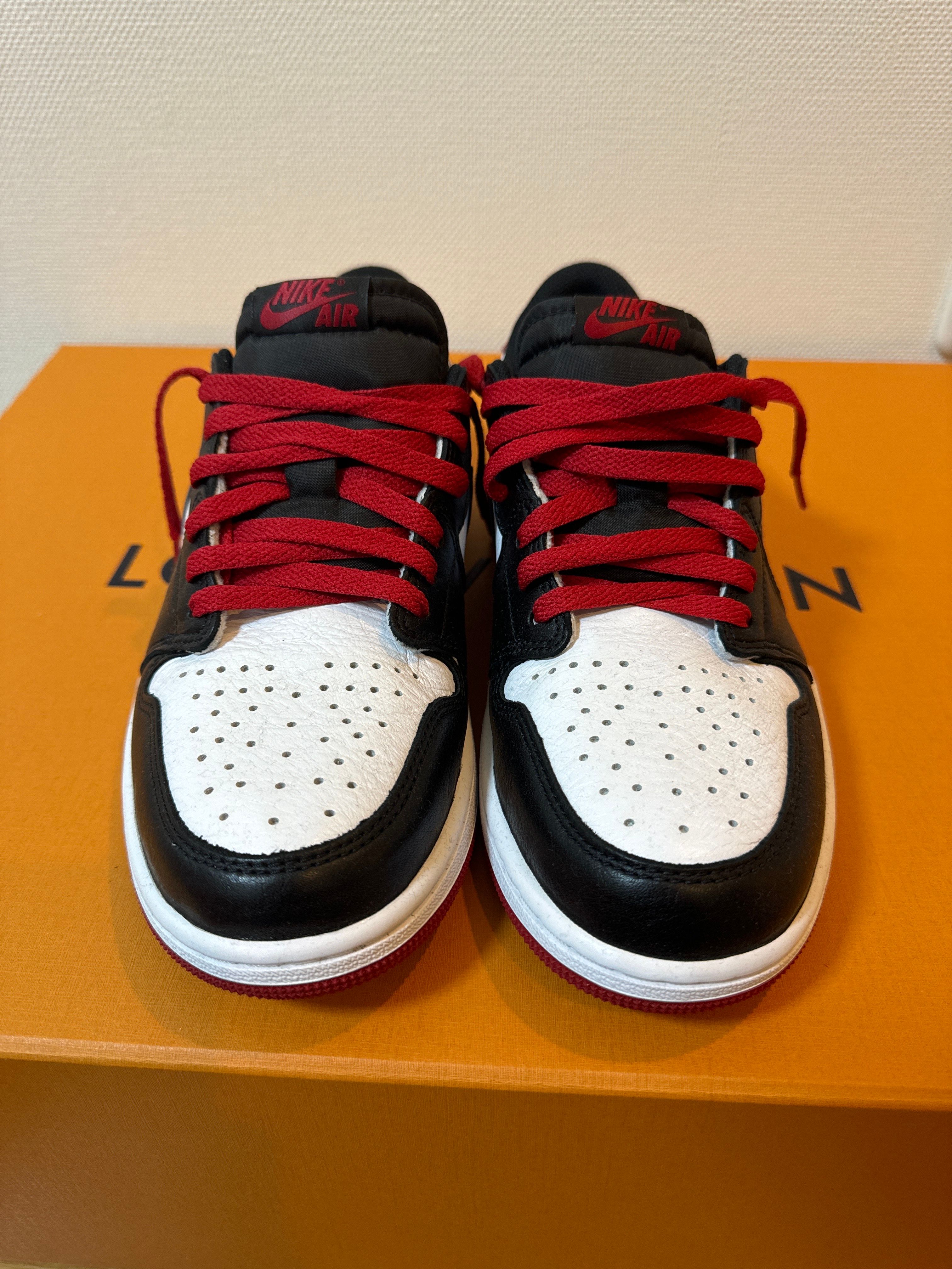 Nike Air Jordan 1 Retro Low OG "Black Toe"