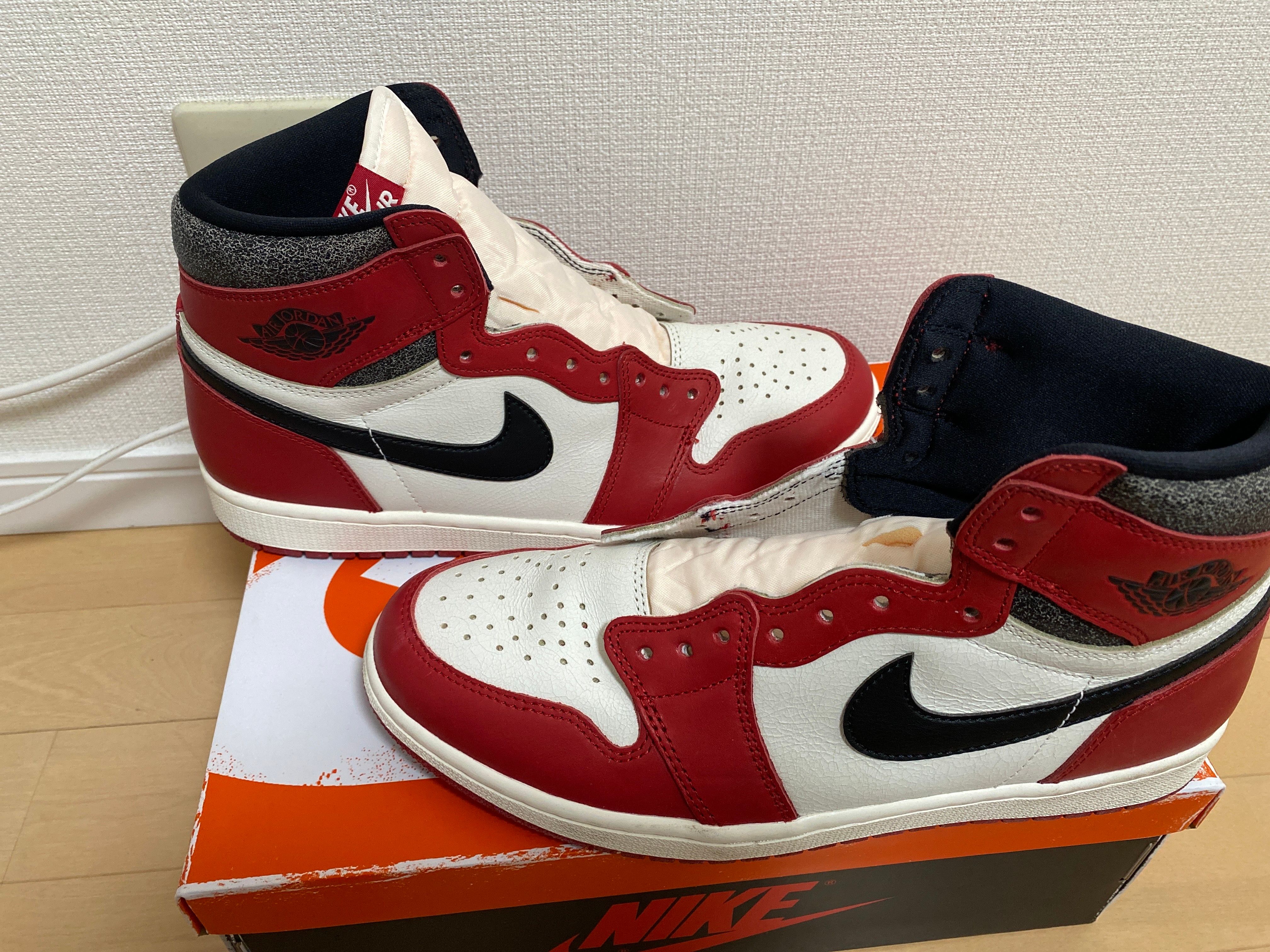 Nike Air Jordan 1 High OG "Lost & Found/Chicago"