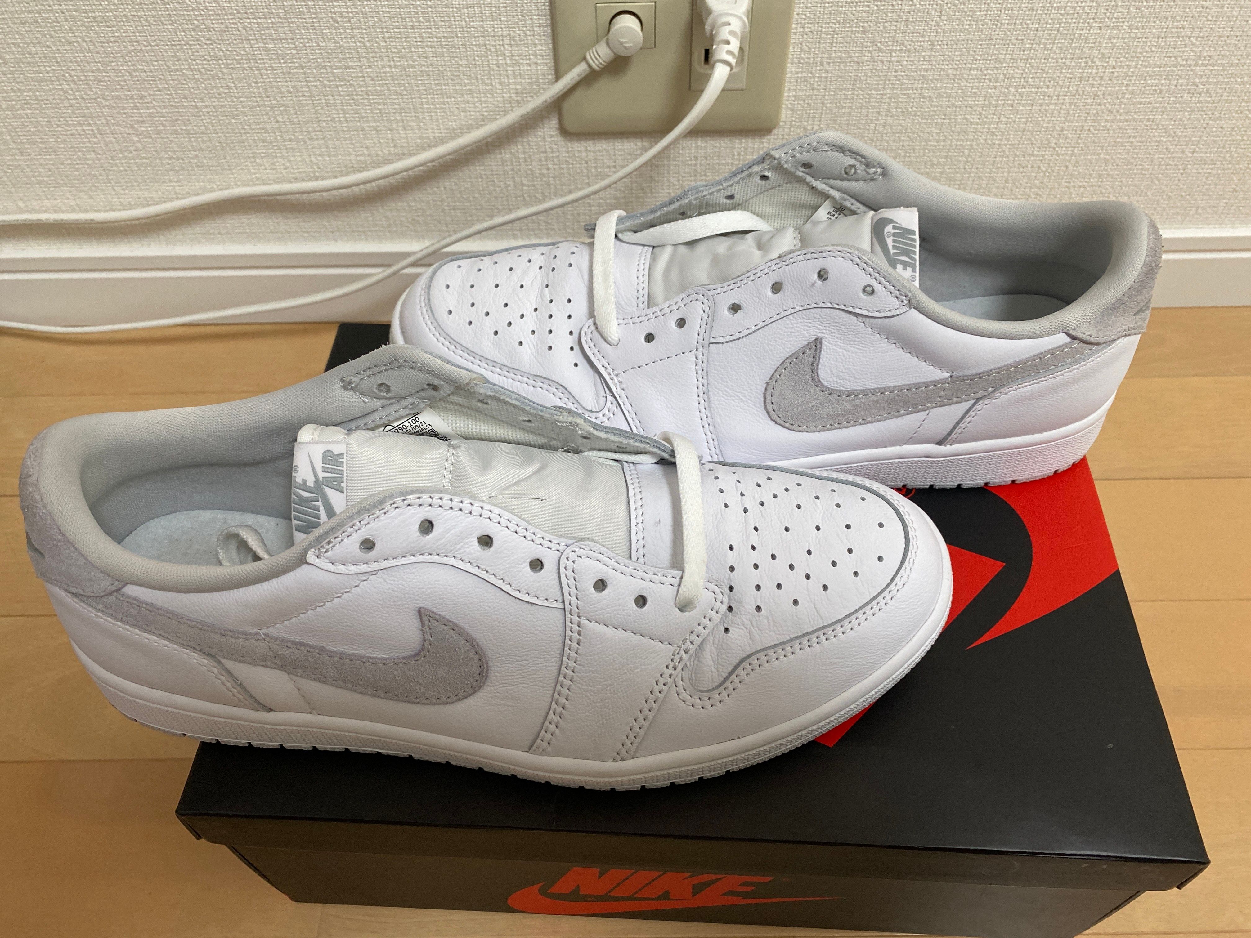 Nike Air Jordan 1 Low OG "Neutral Grey"