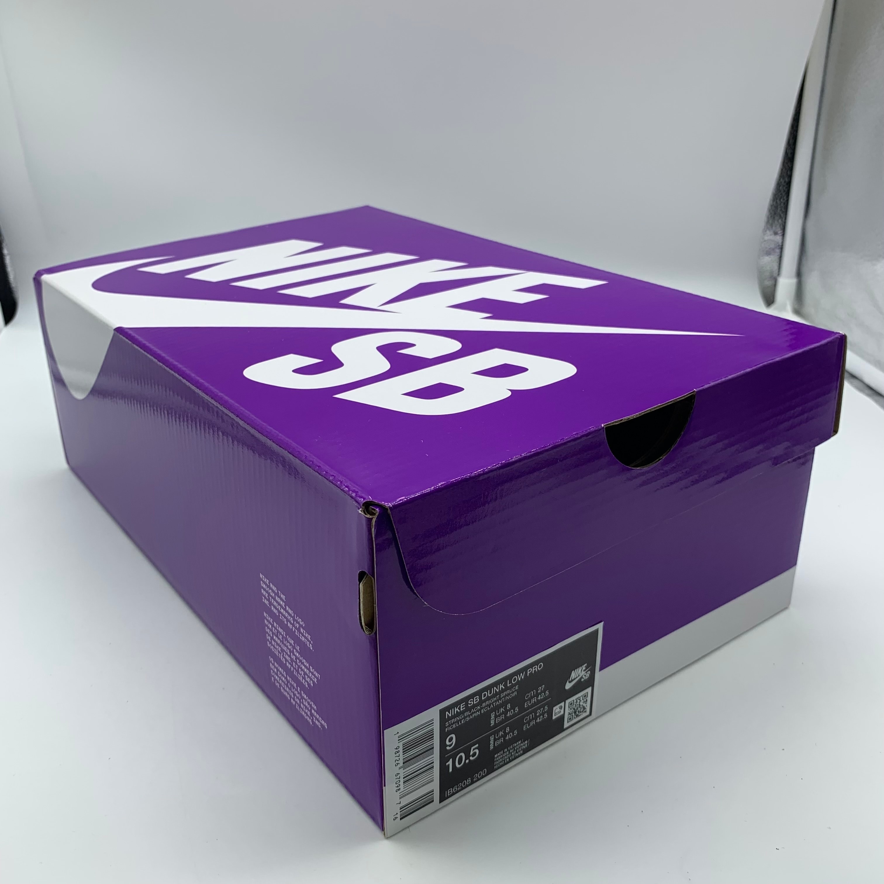 Dashawn Jordan × Nike SB Dunk Low "Copperhead"