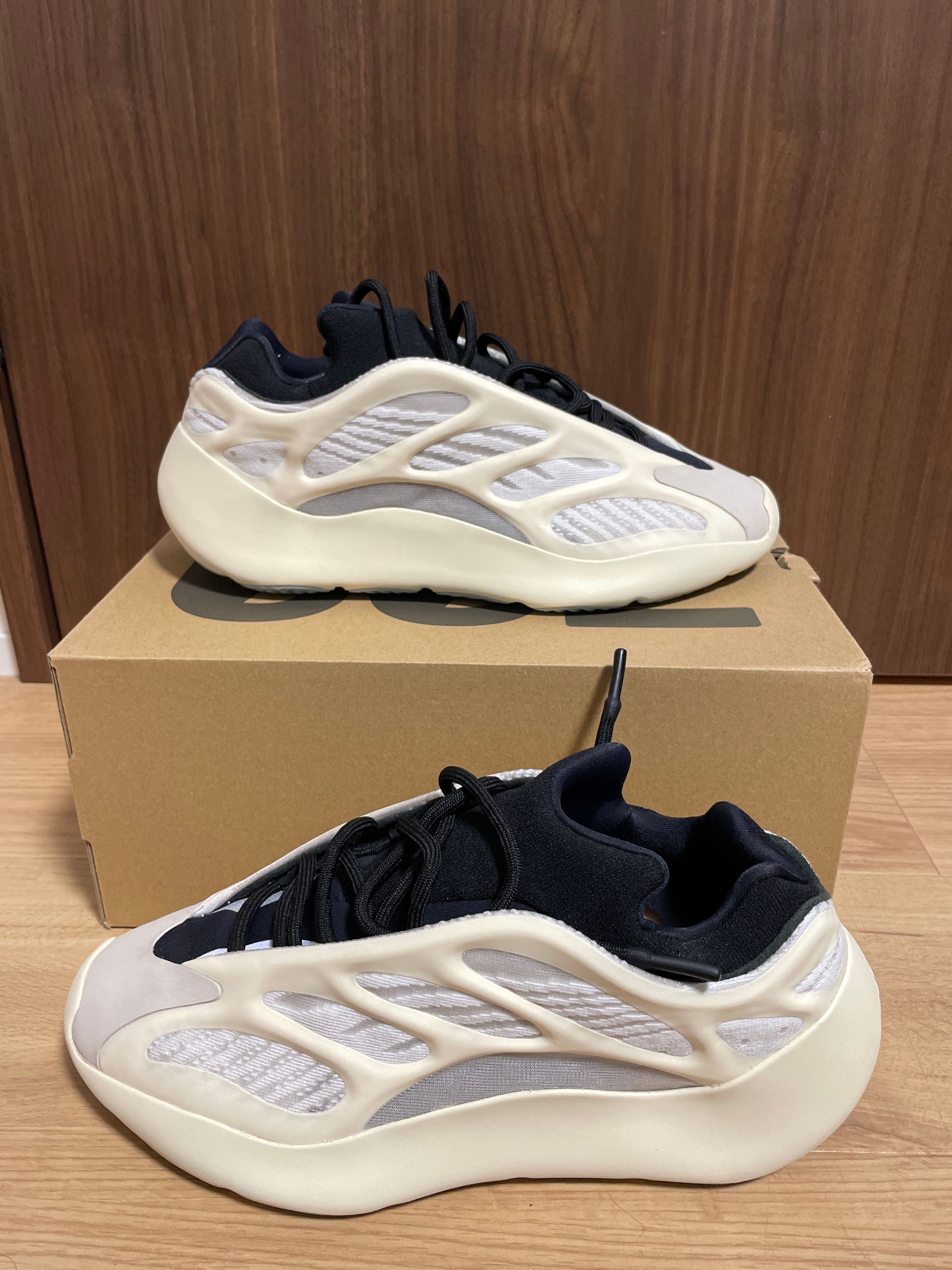 adidas YEEZY 700V3 "Azael"