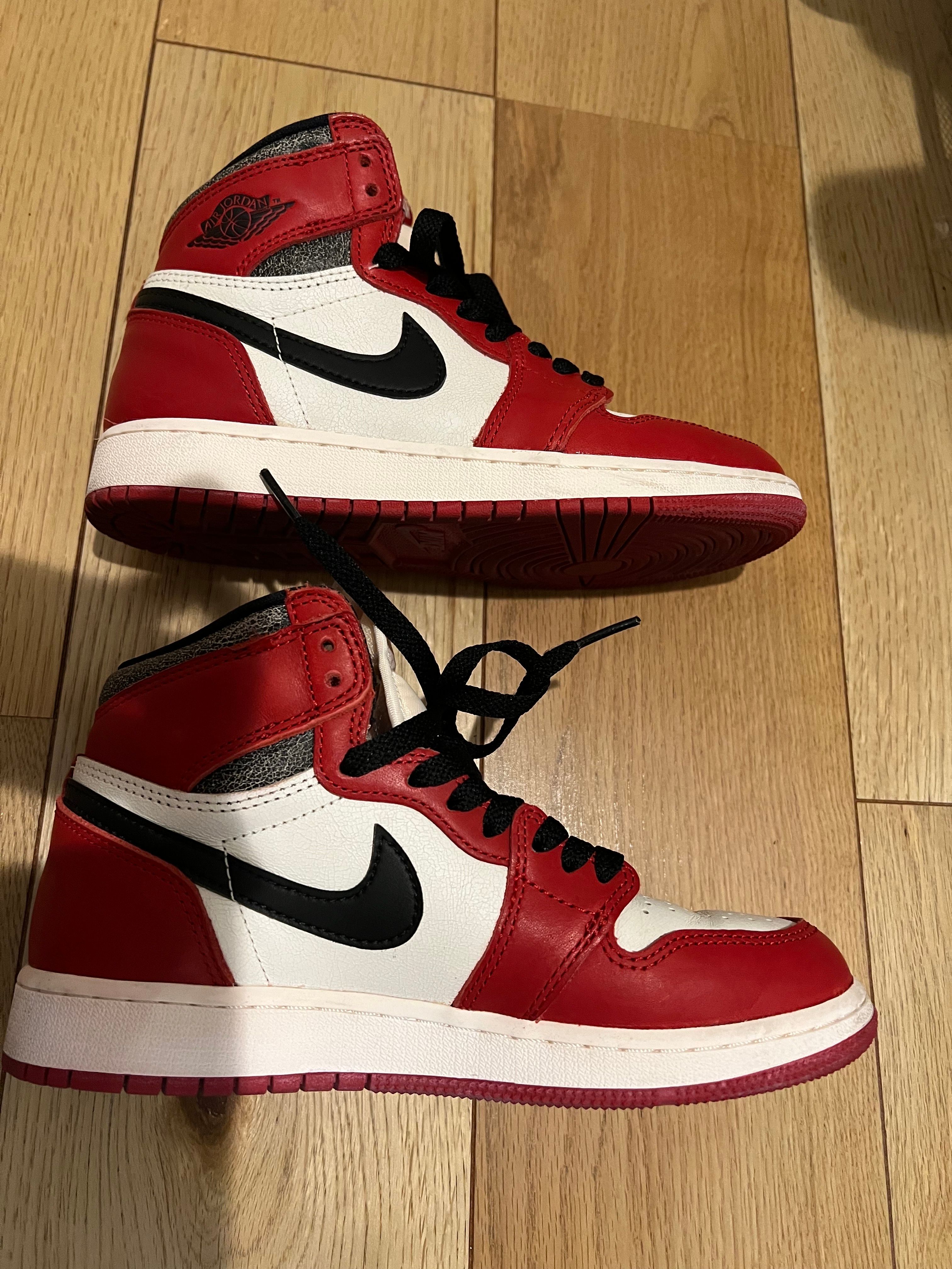 Nike GS Air Jordan 1 High OG "Lost & Found/Chicago"