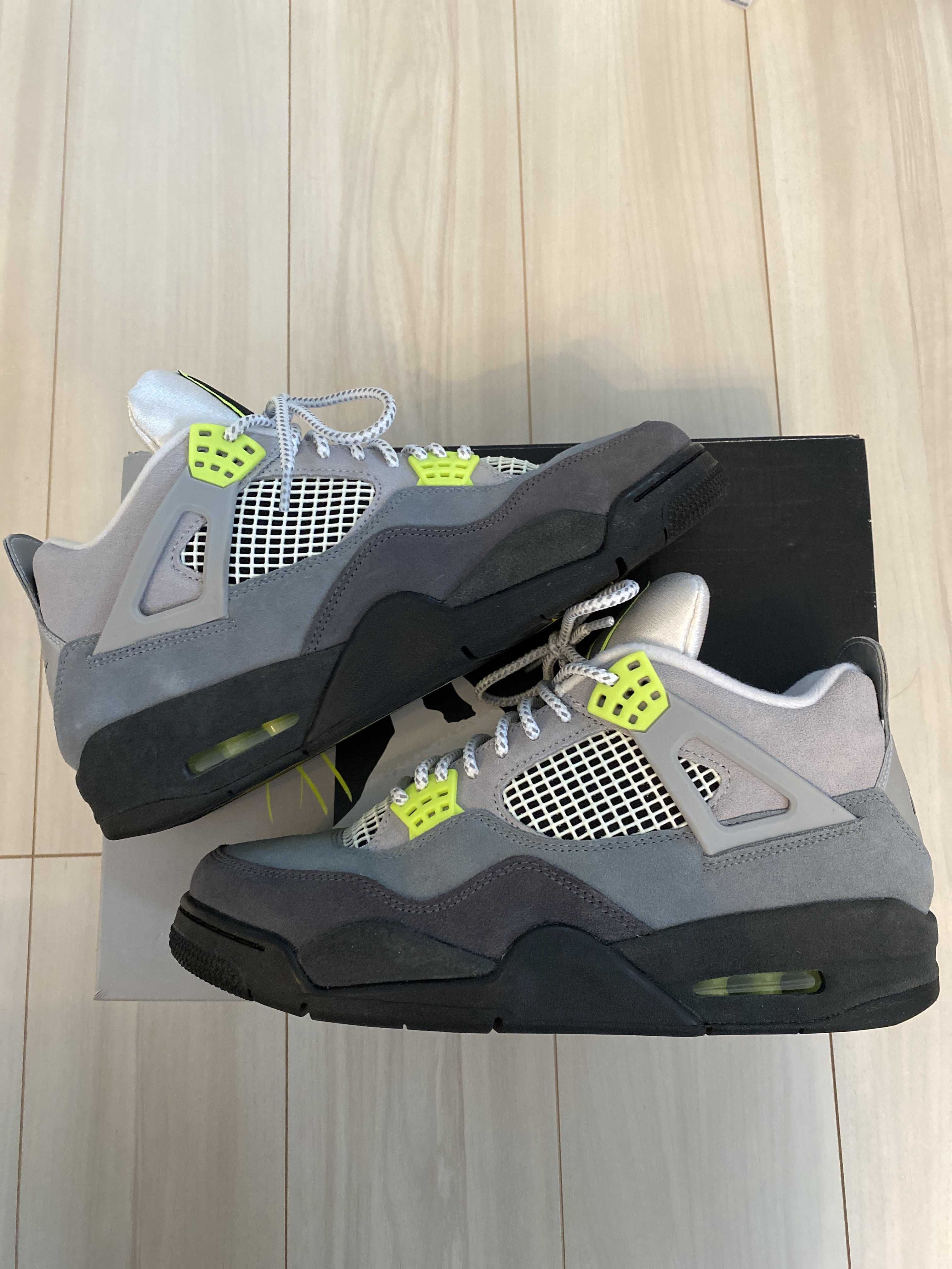 NIKE AIR JORDAN 4 RETRO LE "NEON"