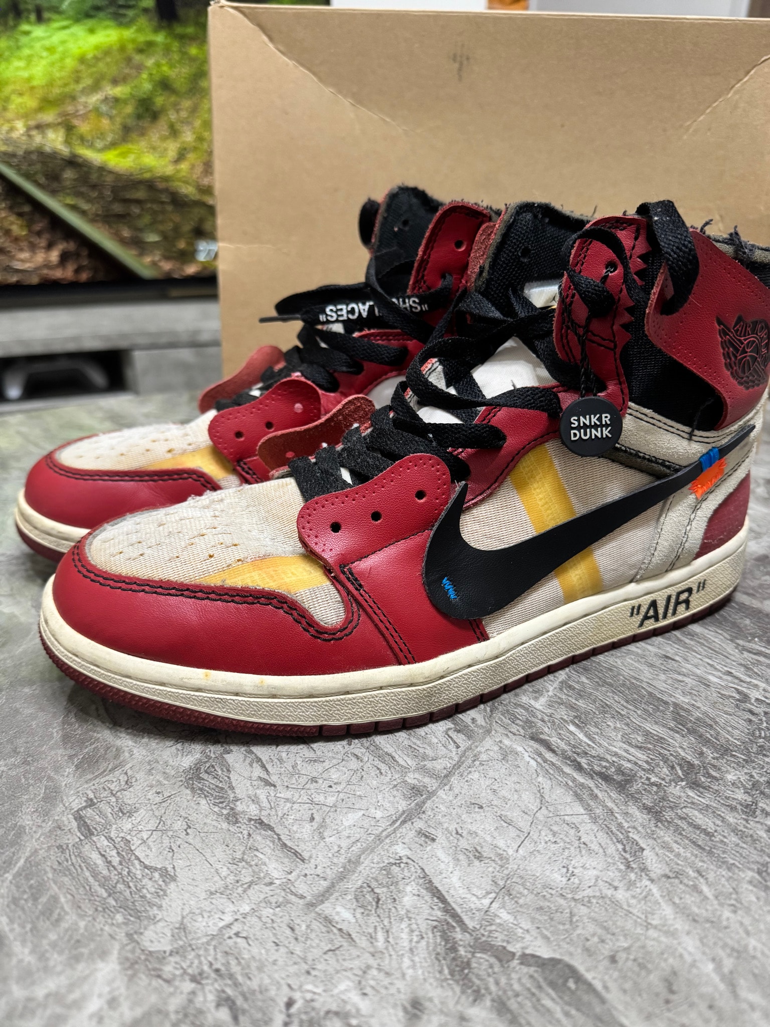 Off-White × Nike Air Jordan 1 Retro High The Ten "Chicago"