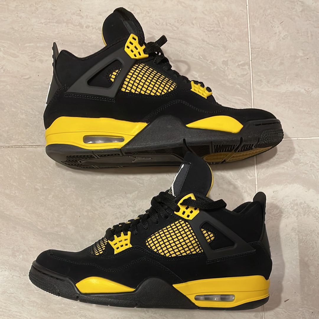 Nike Air Jordan 4 Retro "Thunder"(2023)