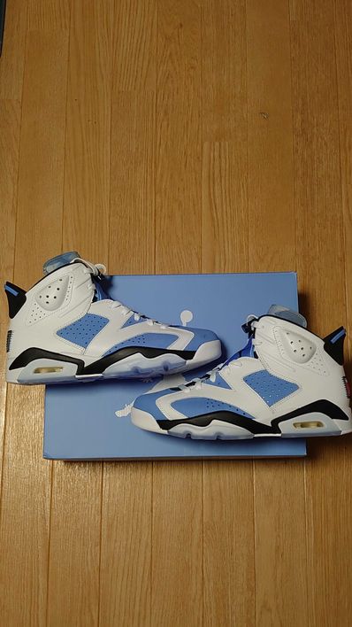 Nike Air Jordan 6 "UNC"