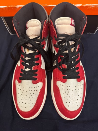 Nike Air Jordan 1 High OG "Lost & Found/Chicago"