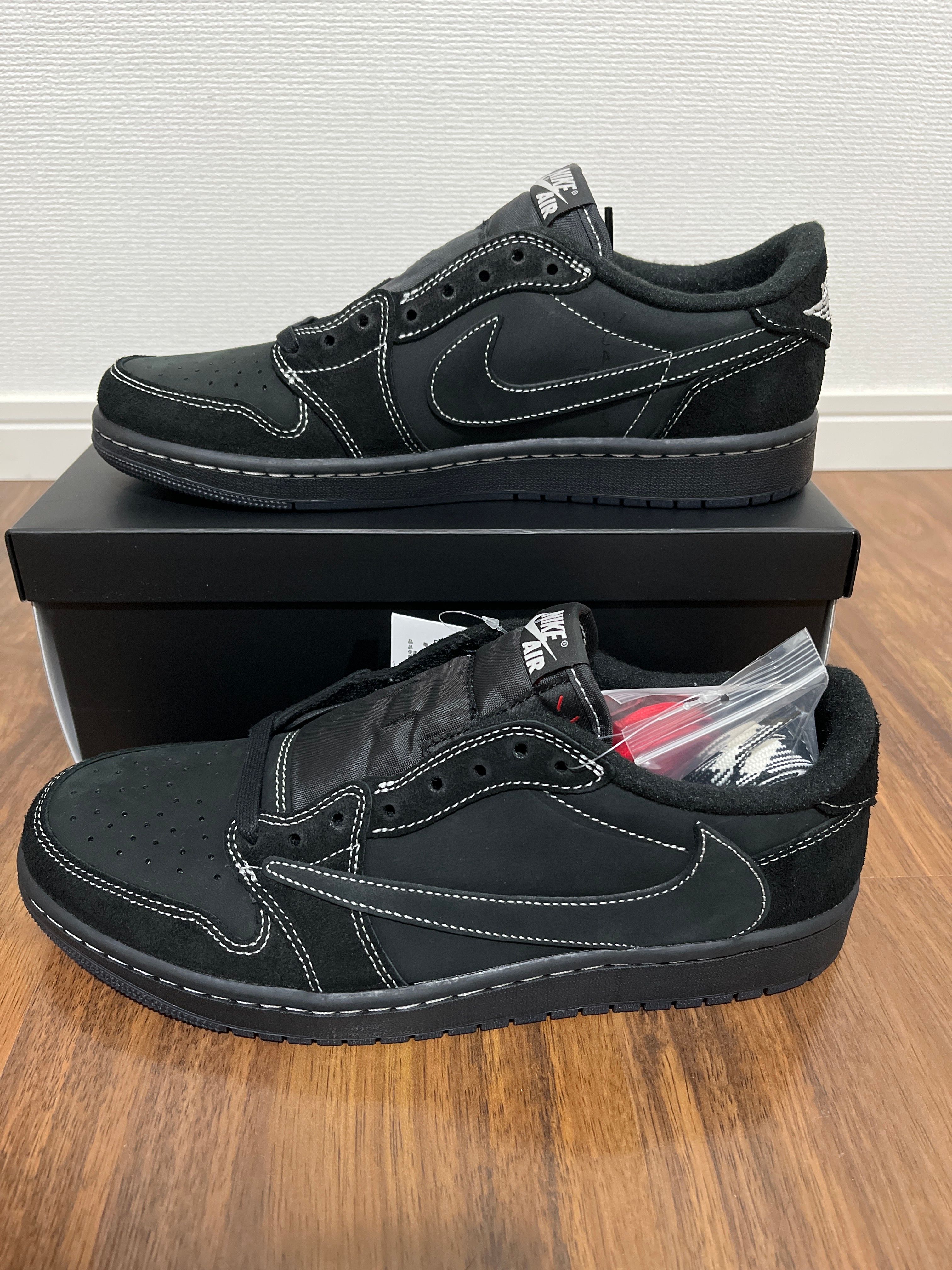Travis Scott × Nike Air Jordan 1 Low OG SP "Black Phantom"