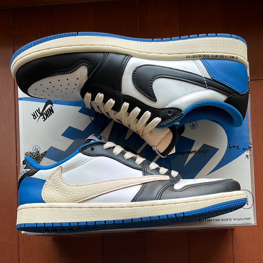 Travis Scott × fragment design × Nike Air Jordan 1 Low OG SP "Military Blue"