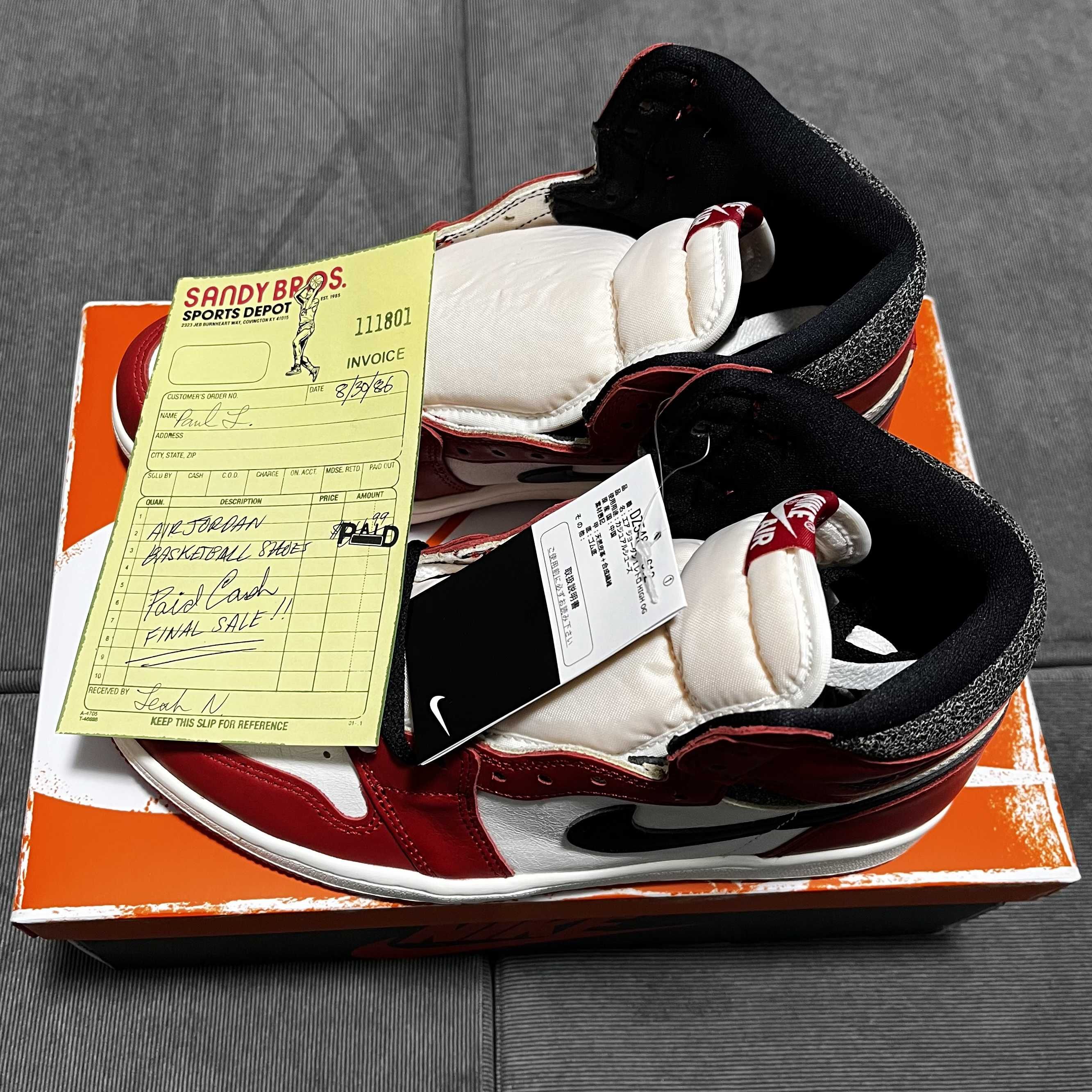 Nike Air Jordan 1 High OG "Lost & Found/Chicago"