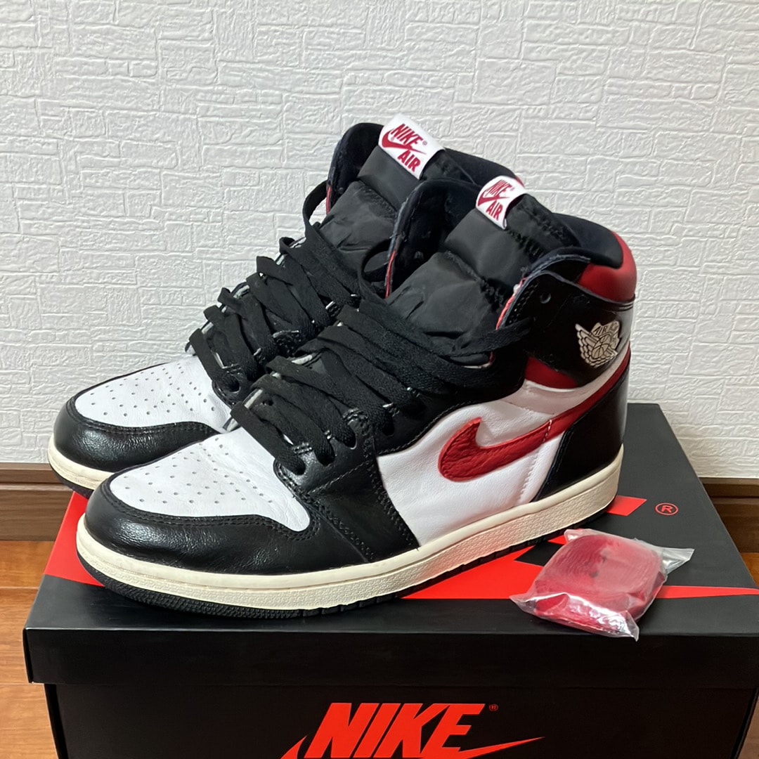 Nike Air Jordan 1 Retro High "Black/White/Sail/Gym Red"