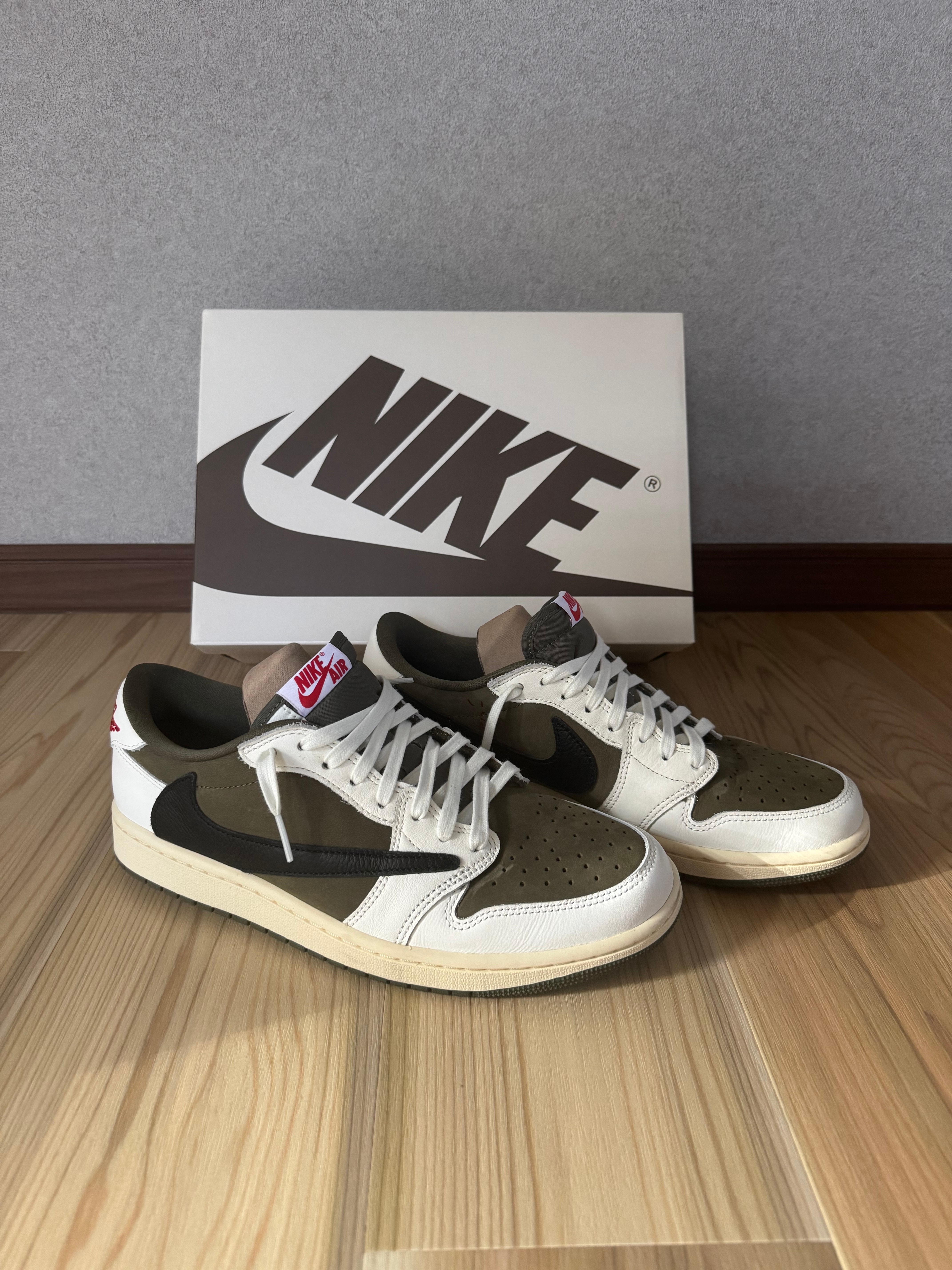 Travis Scott × Nike Air Jordan 1 Low OG SP "Reverse Olive"