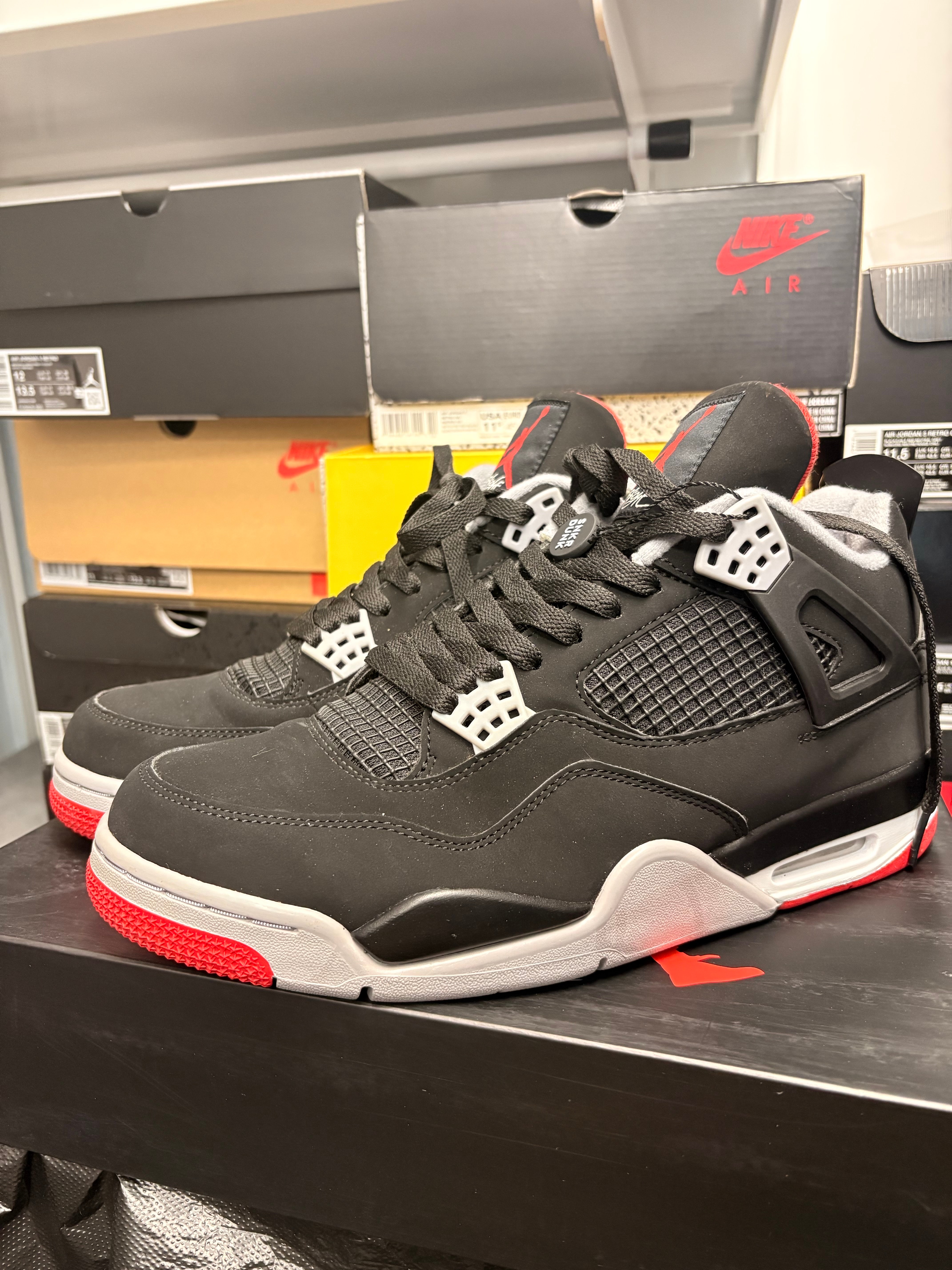 Nike Air Jordan 4 Retro "Bred" (2019)  