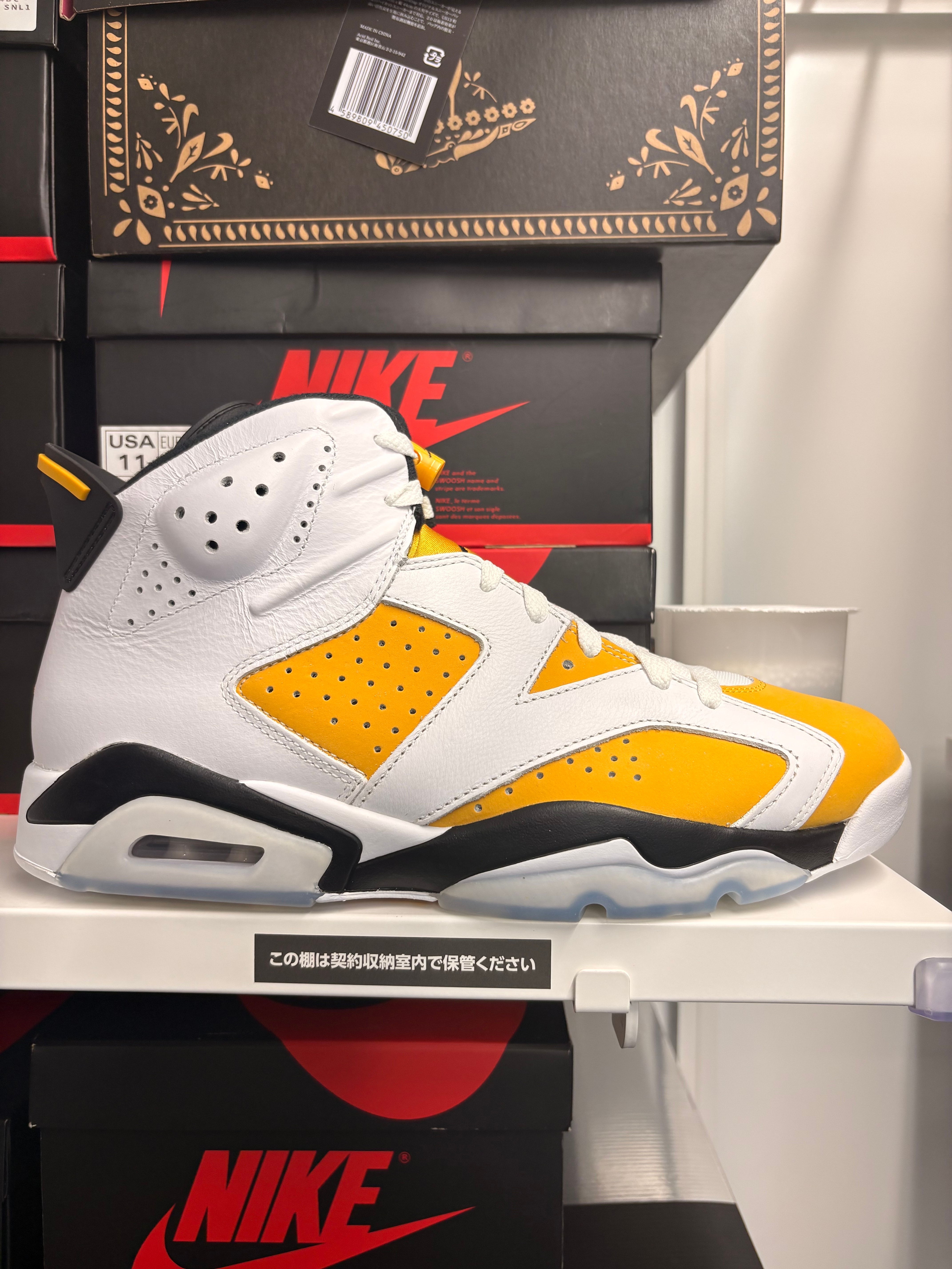 Nike Air Jordan 6 Retro "Yellow Ochre"