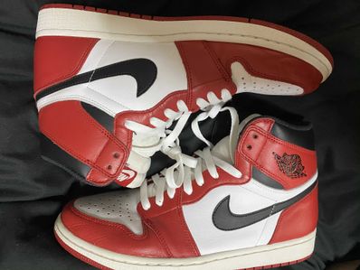 Nike Air Jordan 1 Retro High "Chicago" (2015)