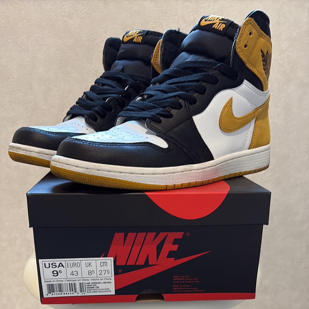 Nike Air Jordan 1 Retro High OG "Black Toe/Yellow Ochre"