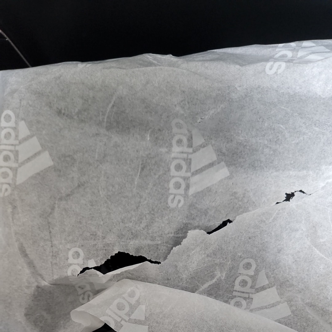 Pharrell Williams × adidas Jellyfish "Carbon/Core Black"