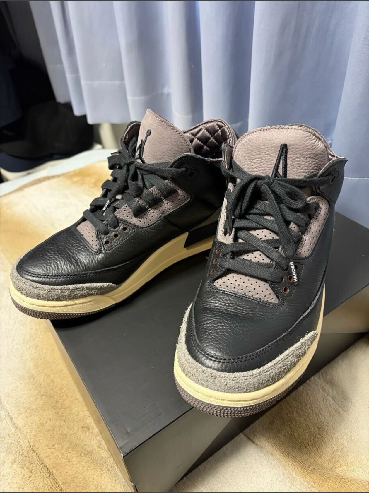 A Ma Maniere × Nike Women's Air Jordan 3 Retro OG SP "Black and Flat Pewter/WYWS"